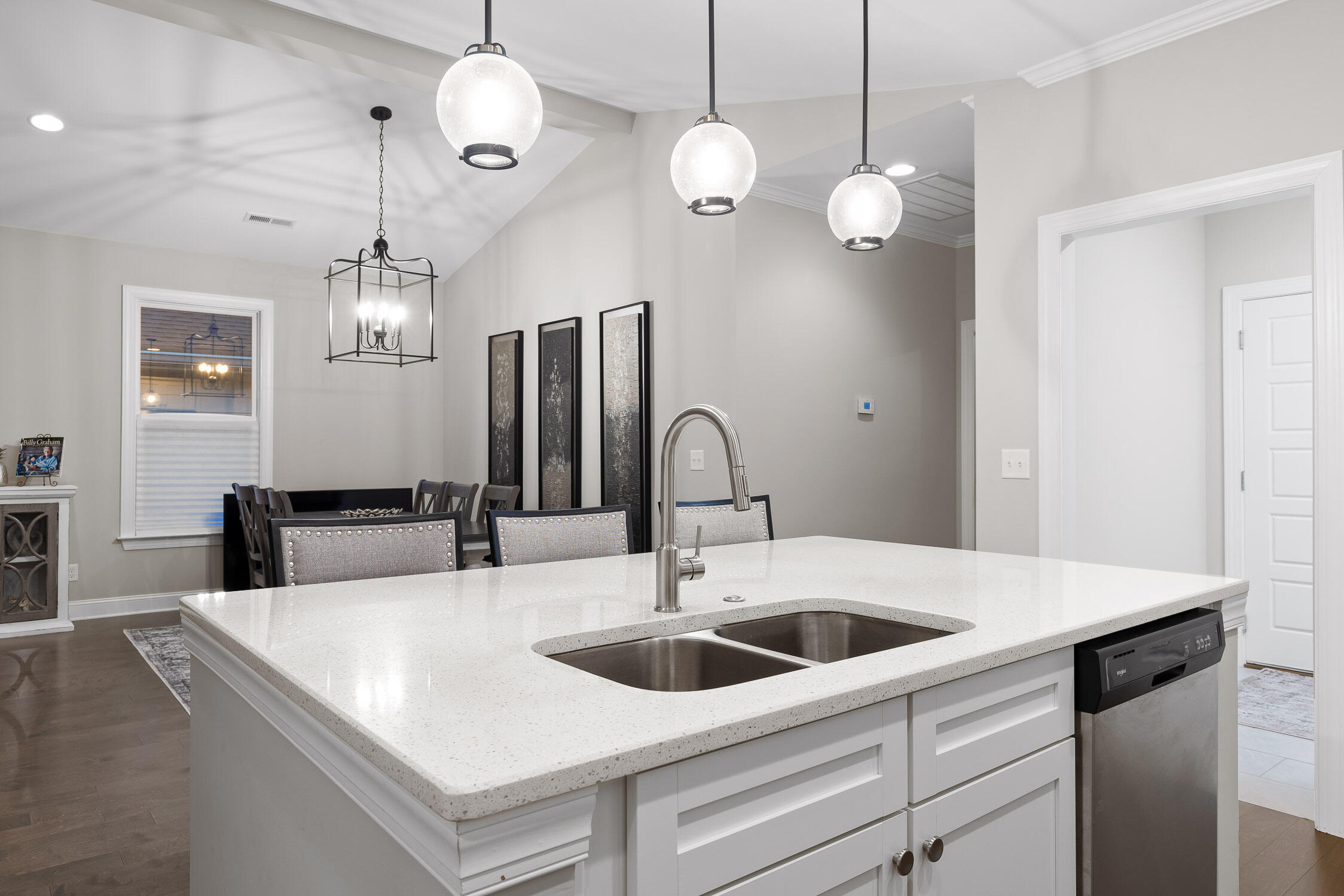 5443 Abby Grace Loop