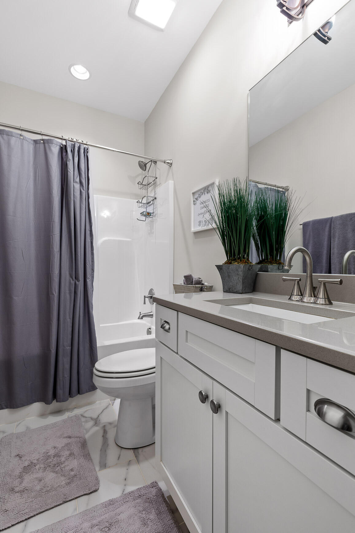 5443 Abby Grace Loop