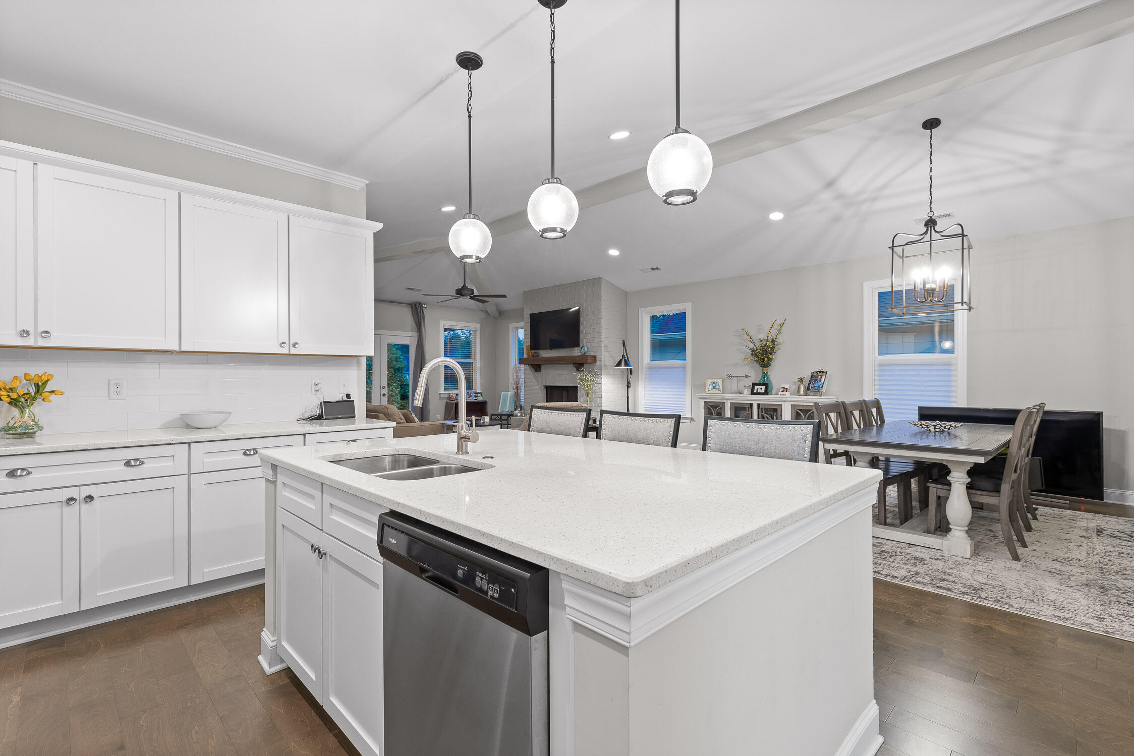 5443 Abby Grace Loop