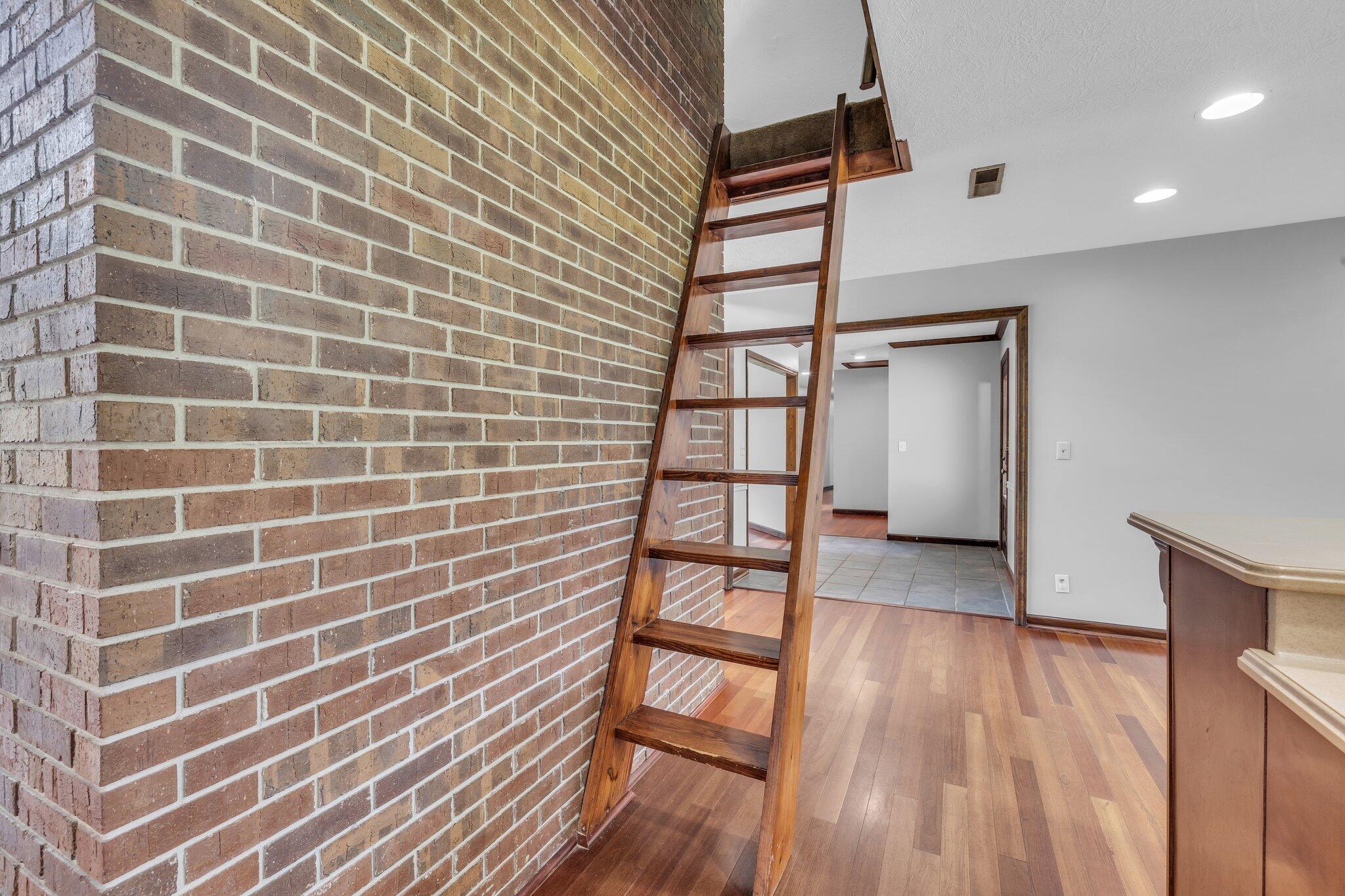 296 Walker Lane