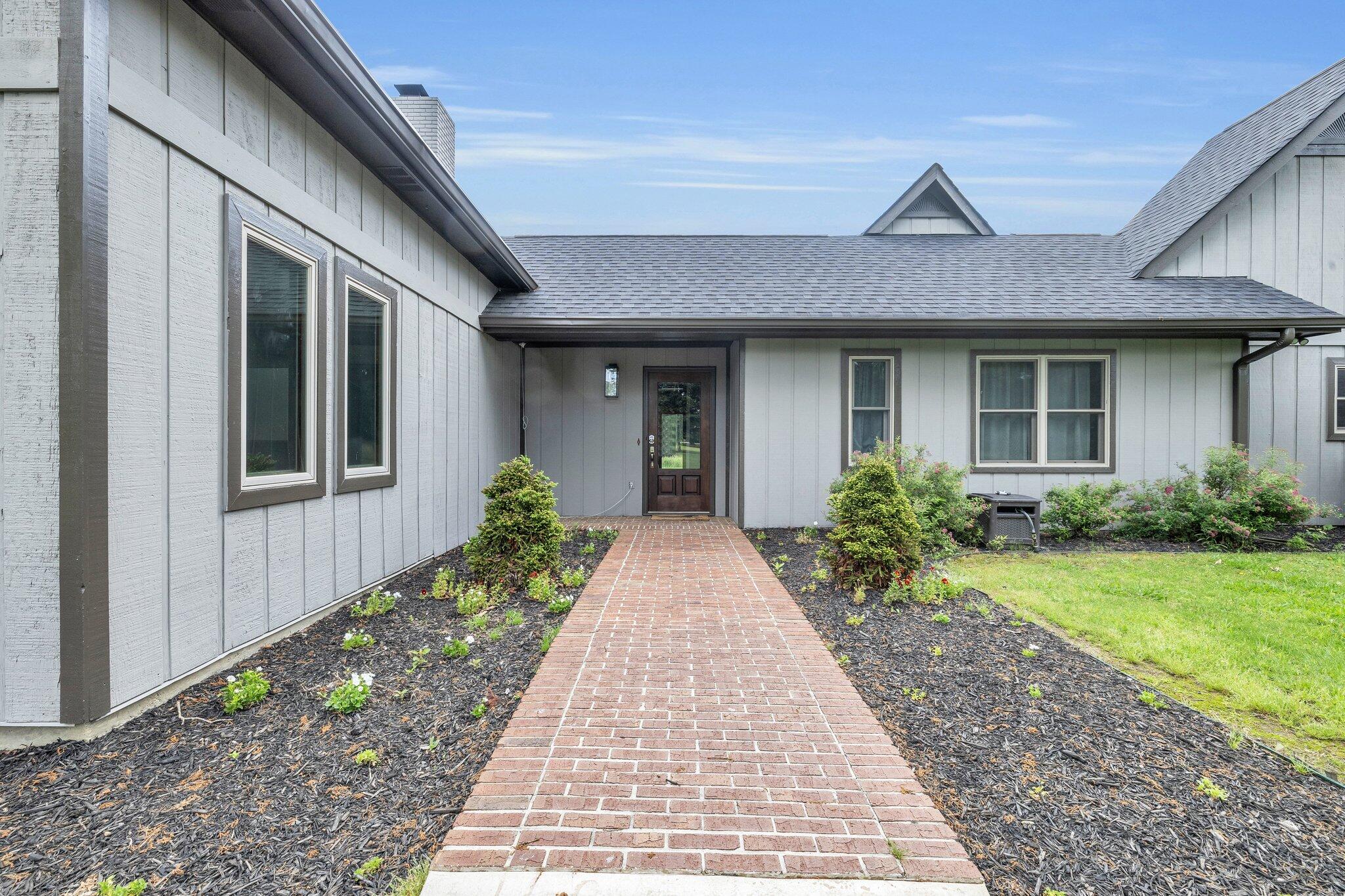 296 Walker Lane