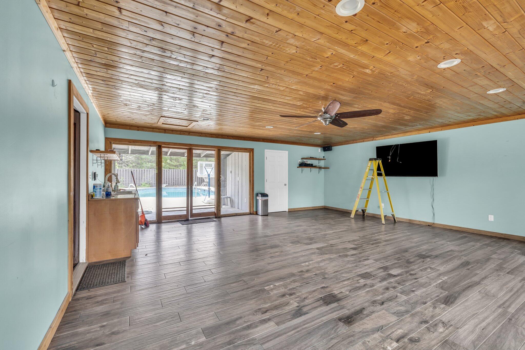 296 Walker Lane