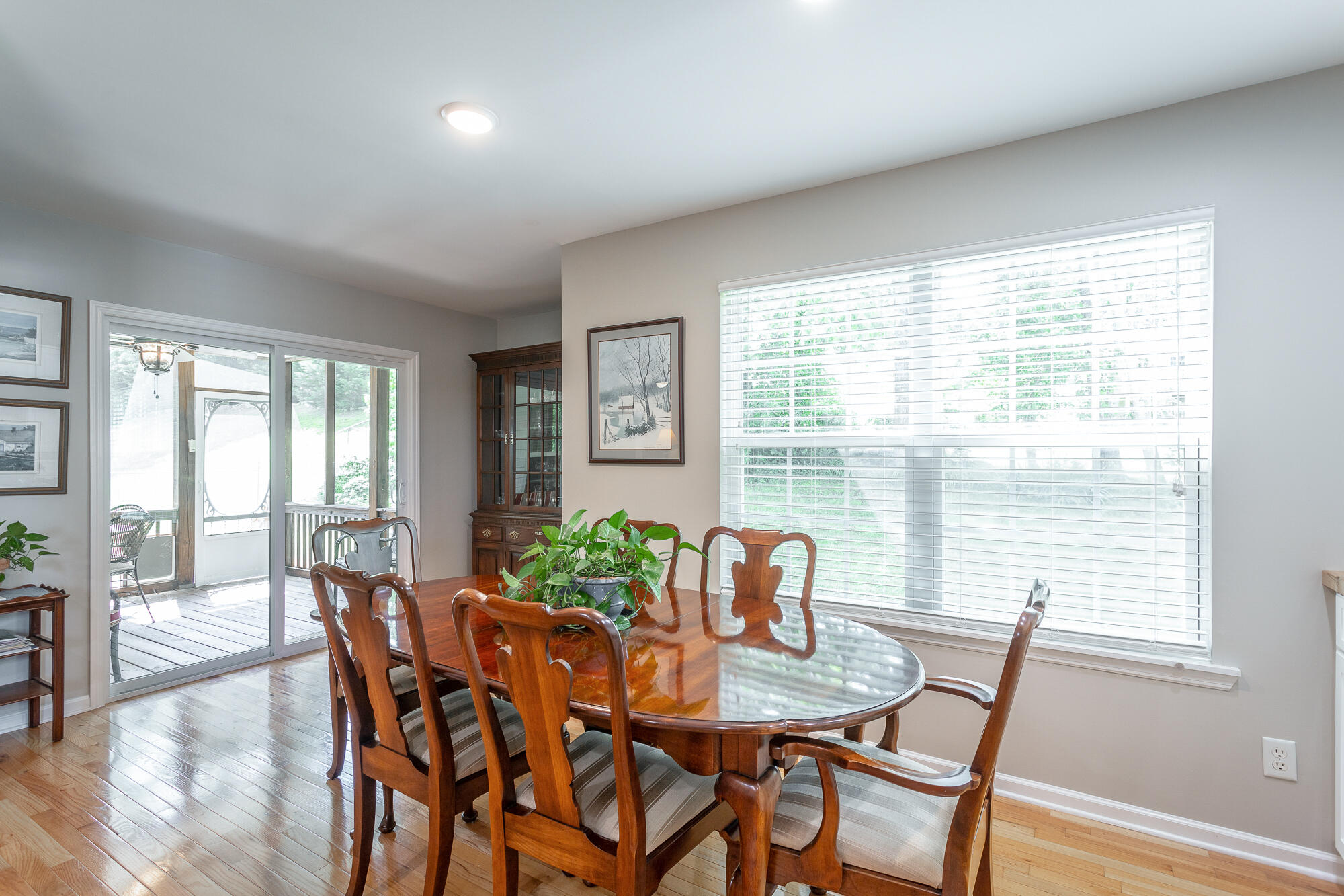 389 Fieldstone Drive