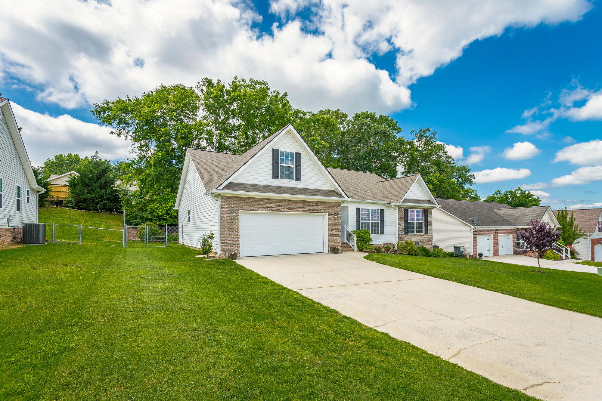 389 Fieldstone Drive
