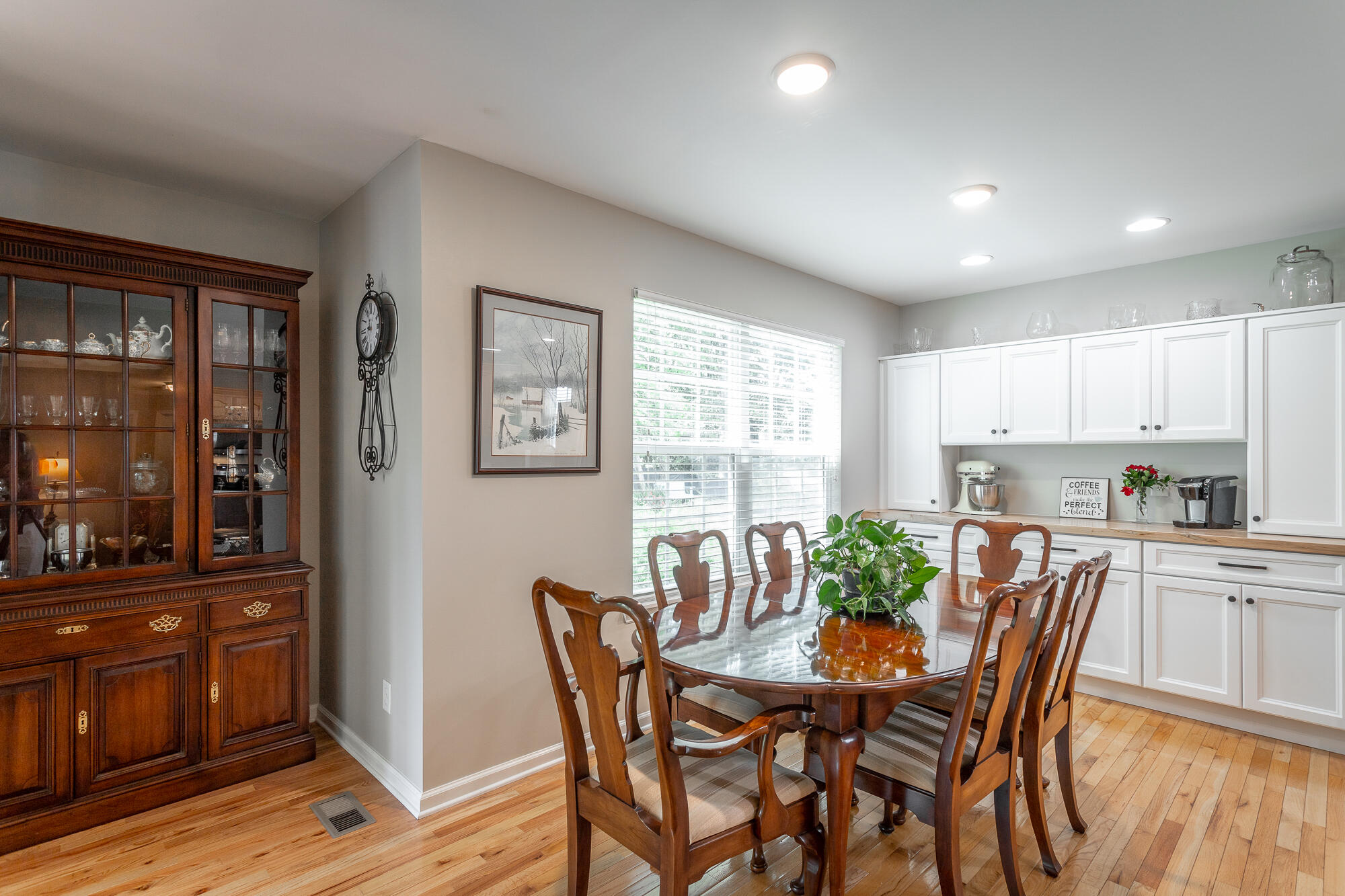 389 Fieldstone Drive