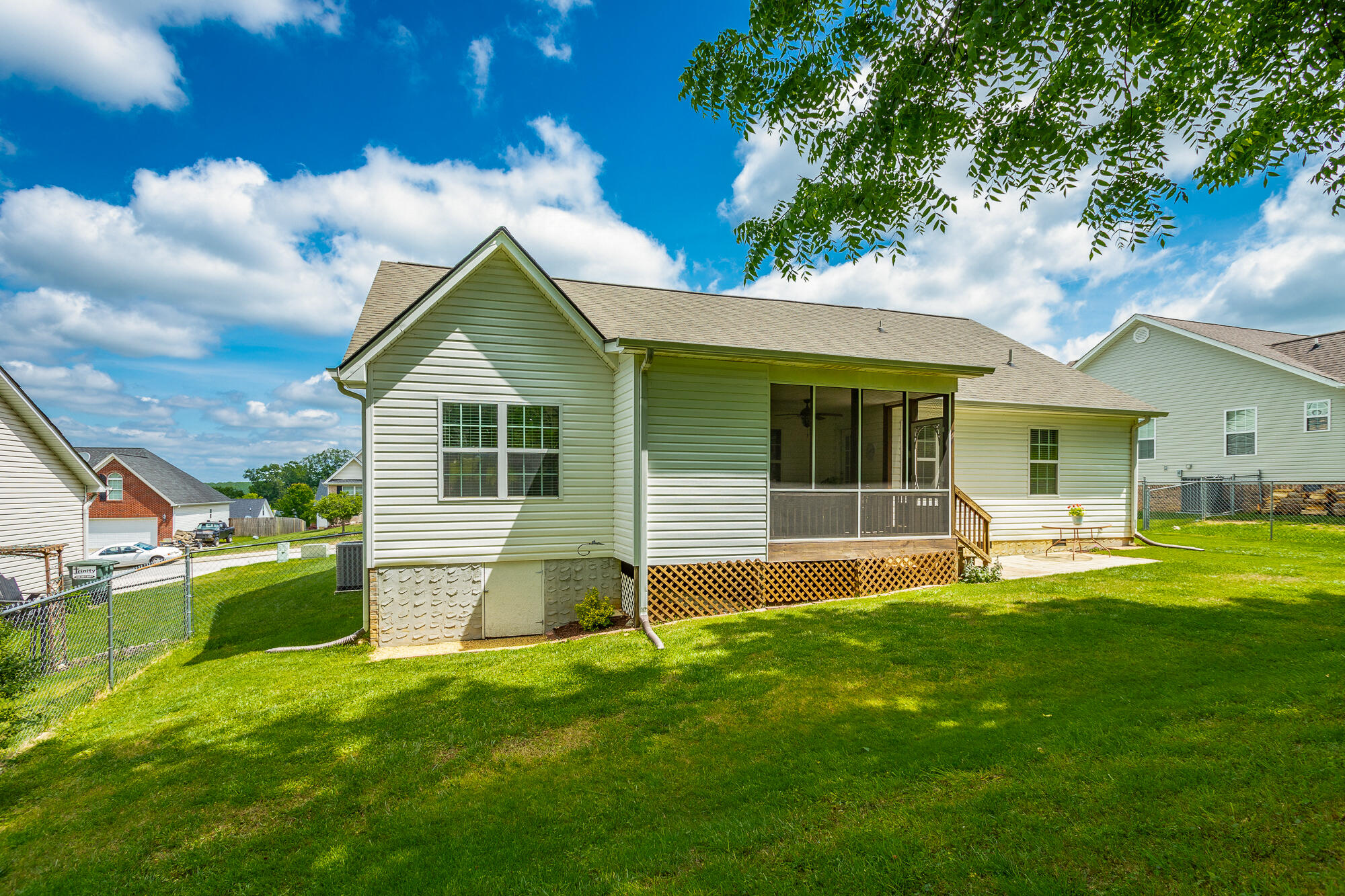 389 Fieldstone Drive