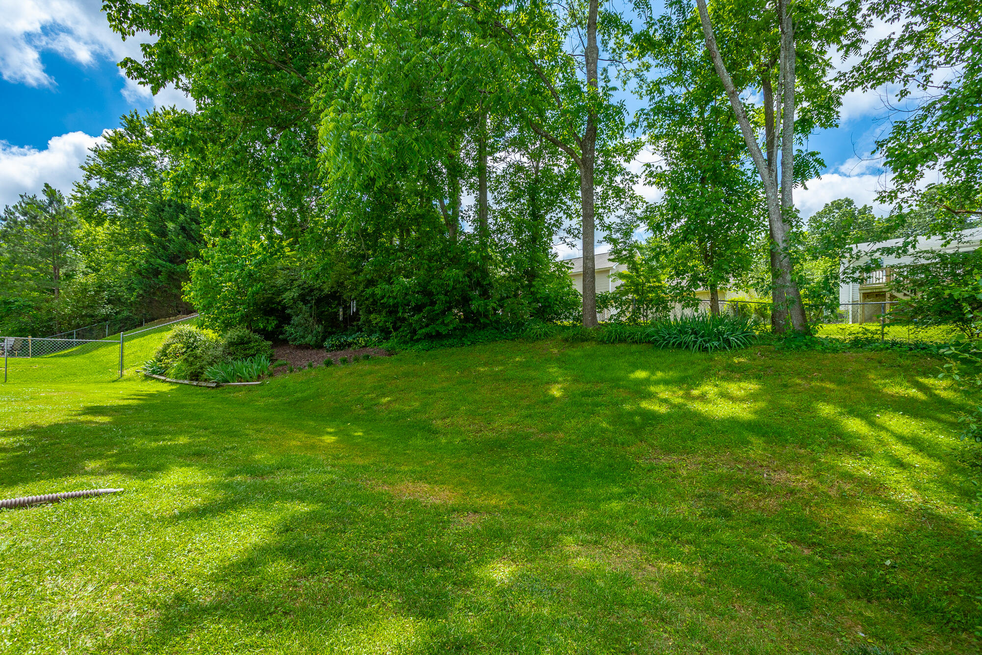 389 Fieldstone Drive