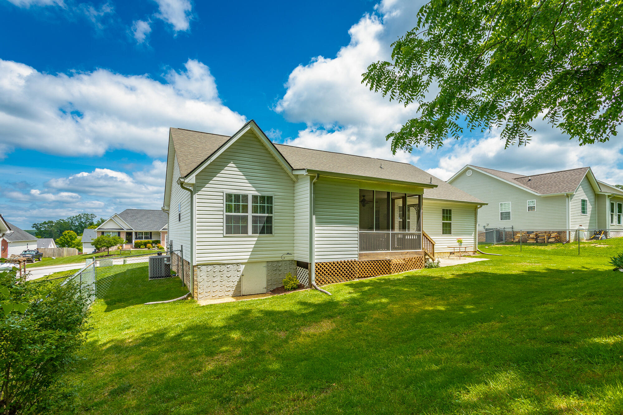389 Fieldstone Drive