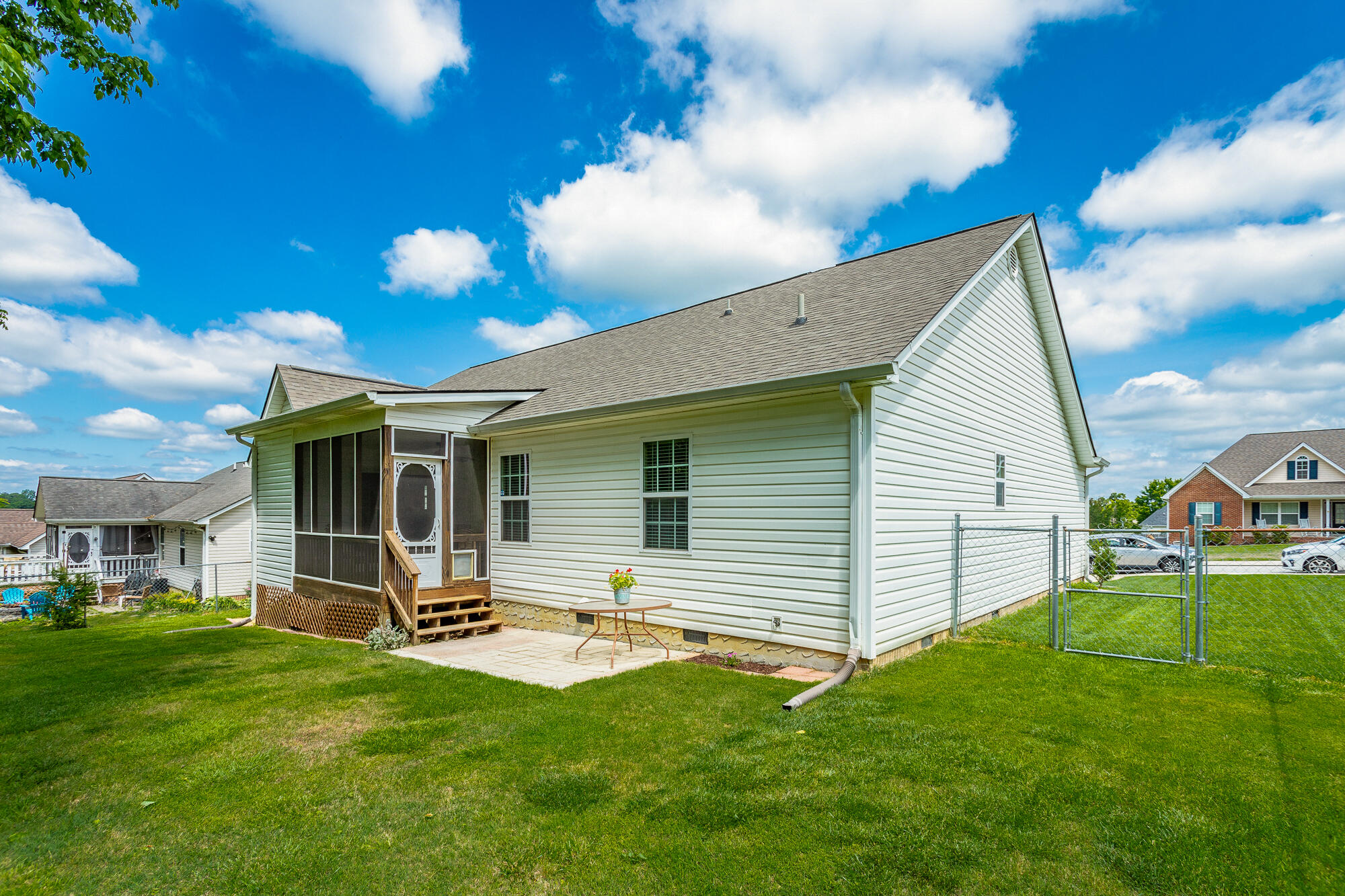 389 Fieldstone Drive