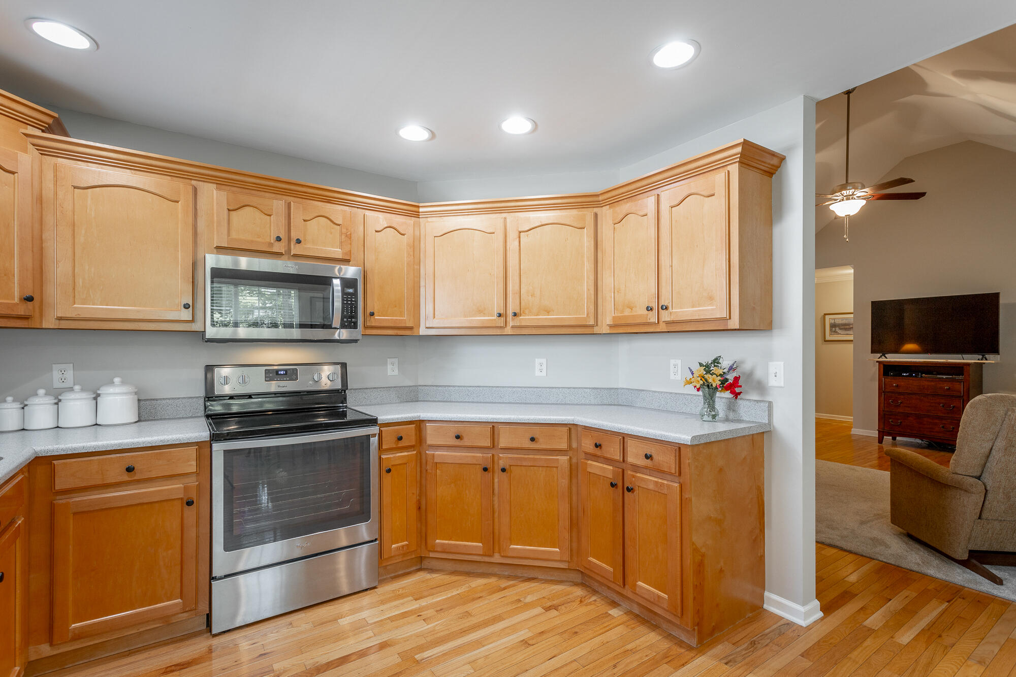 389 Fieldstone Drive