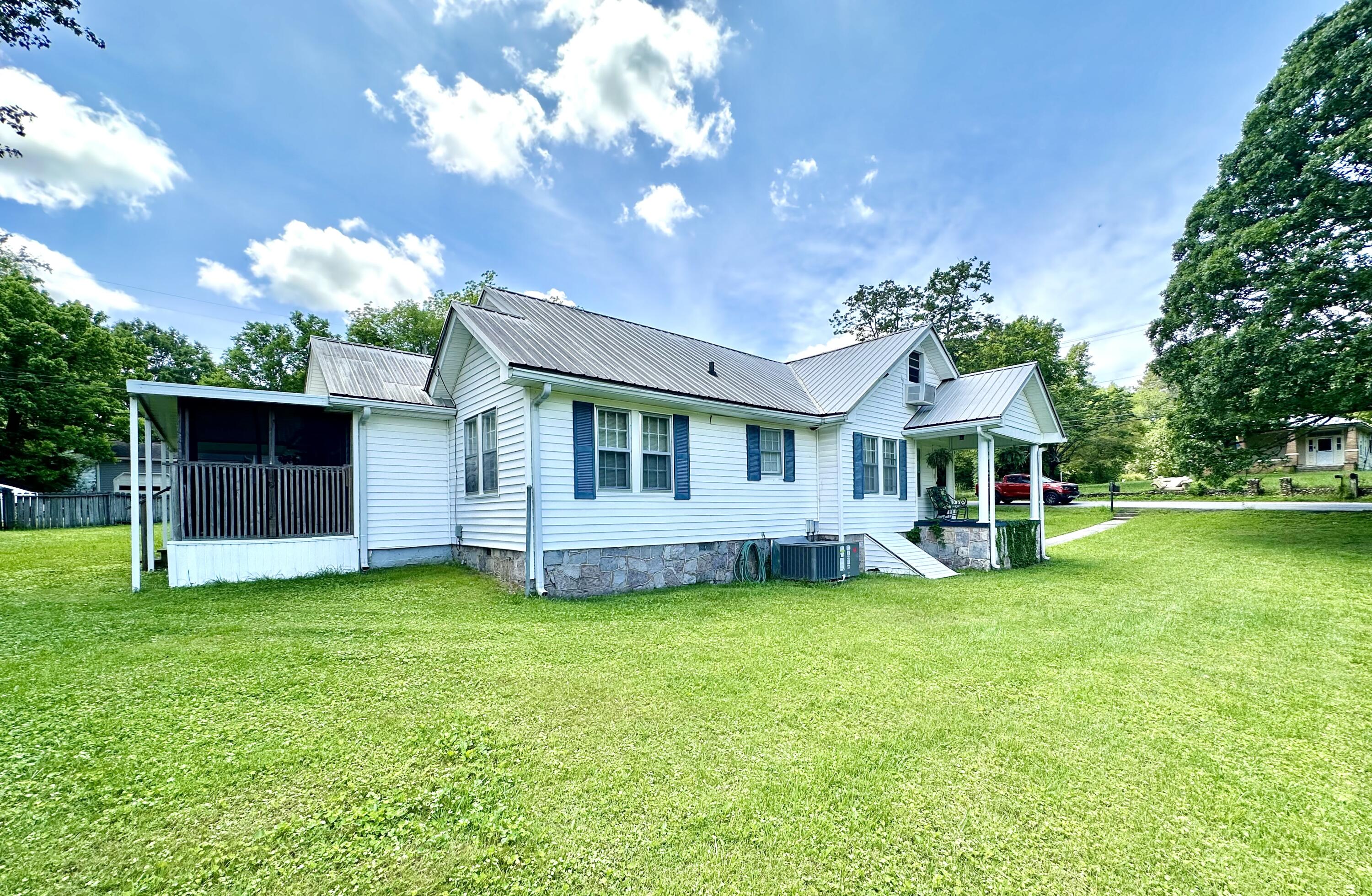 1328 Greenslake Road