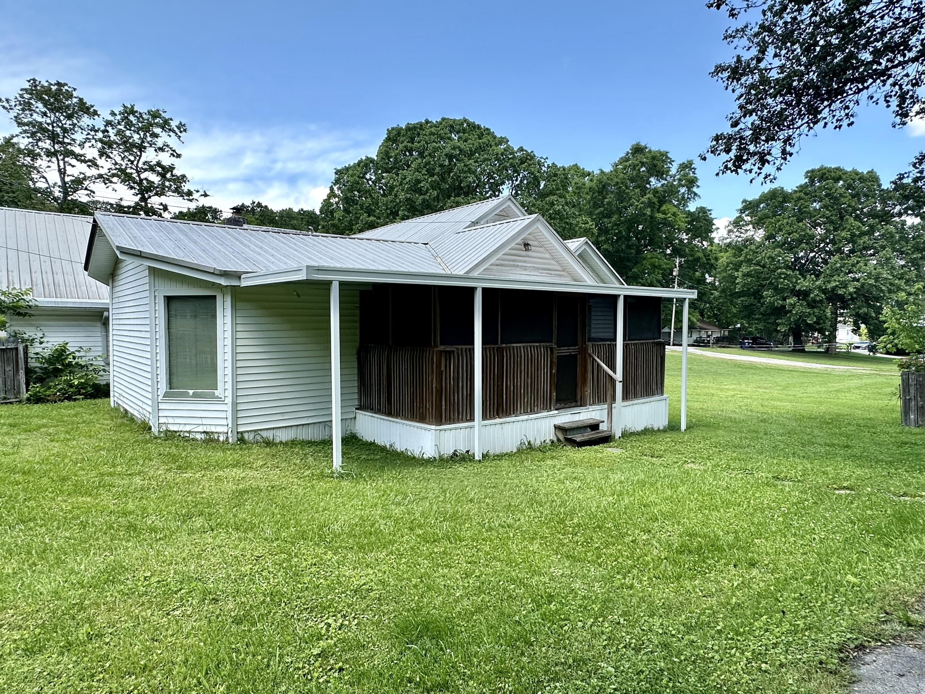 1328 Greenslake Road