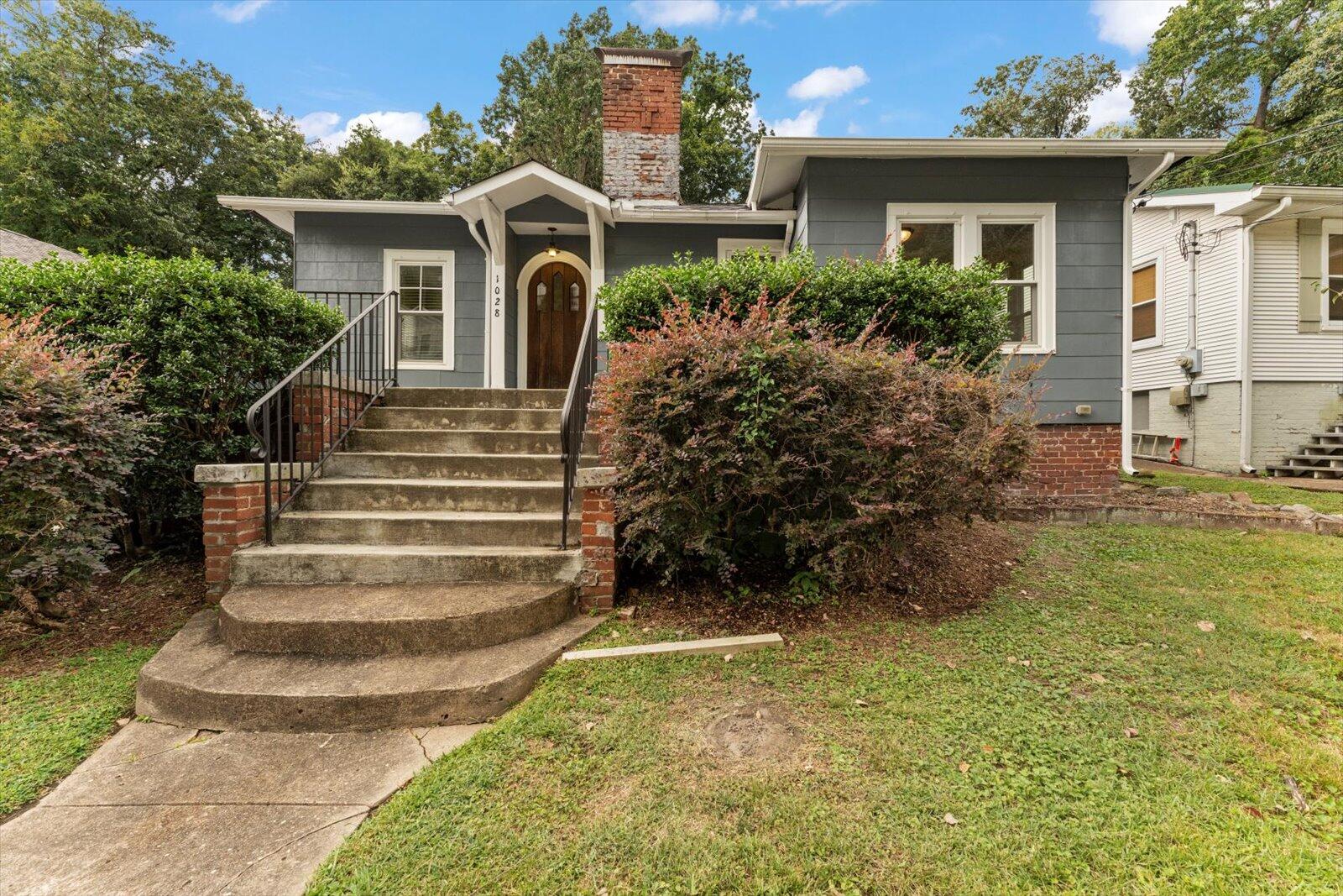 1028 Dartmouth Street
