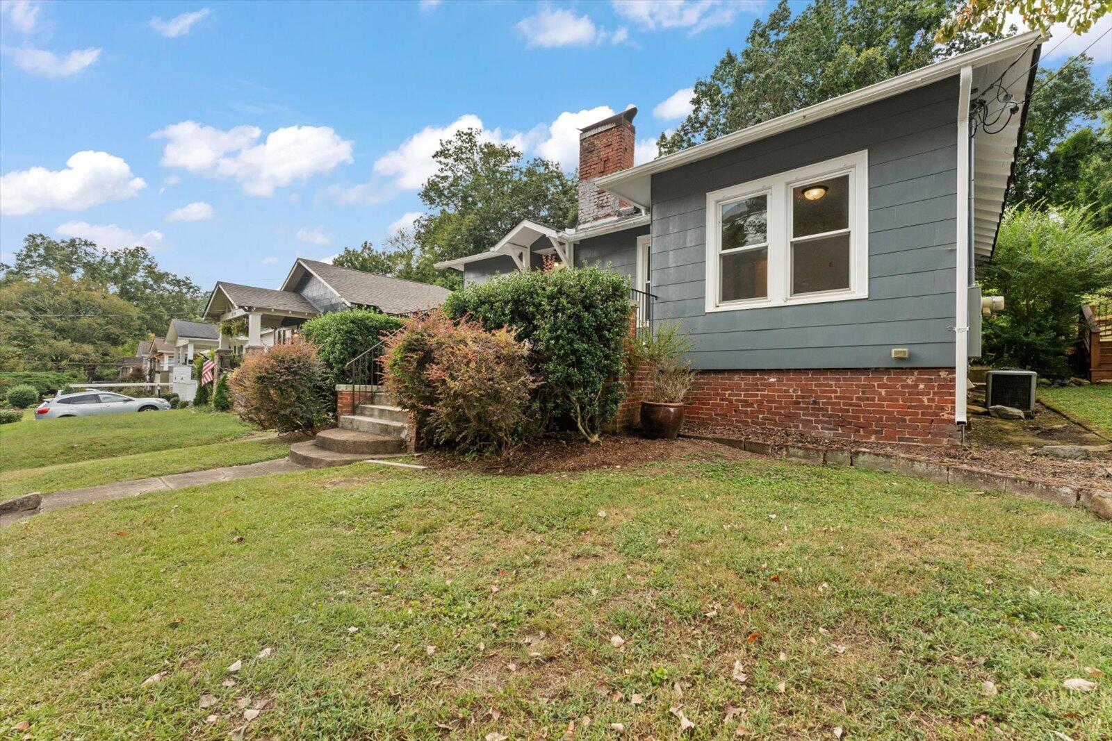 1028 Dartmouth Street