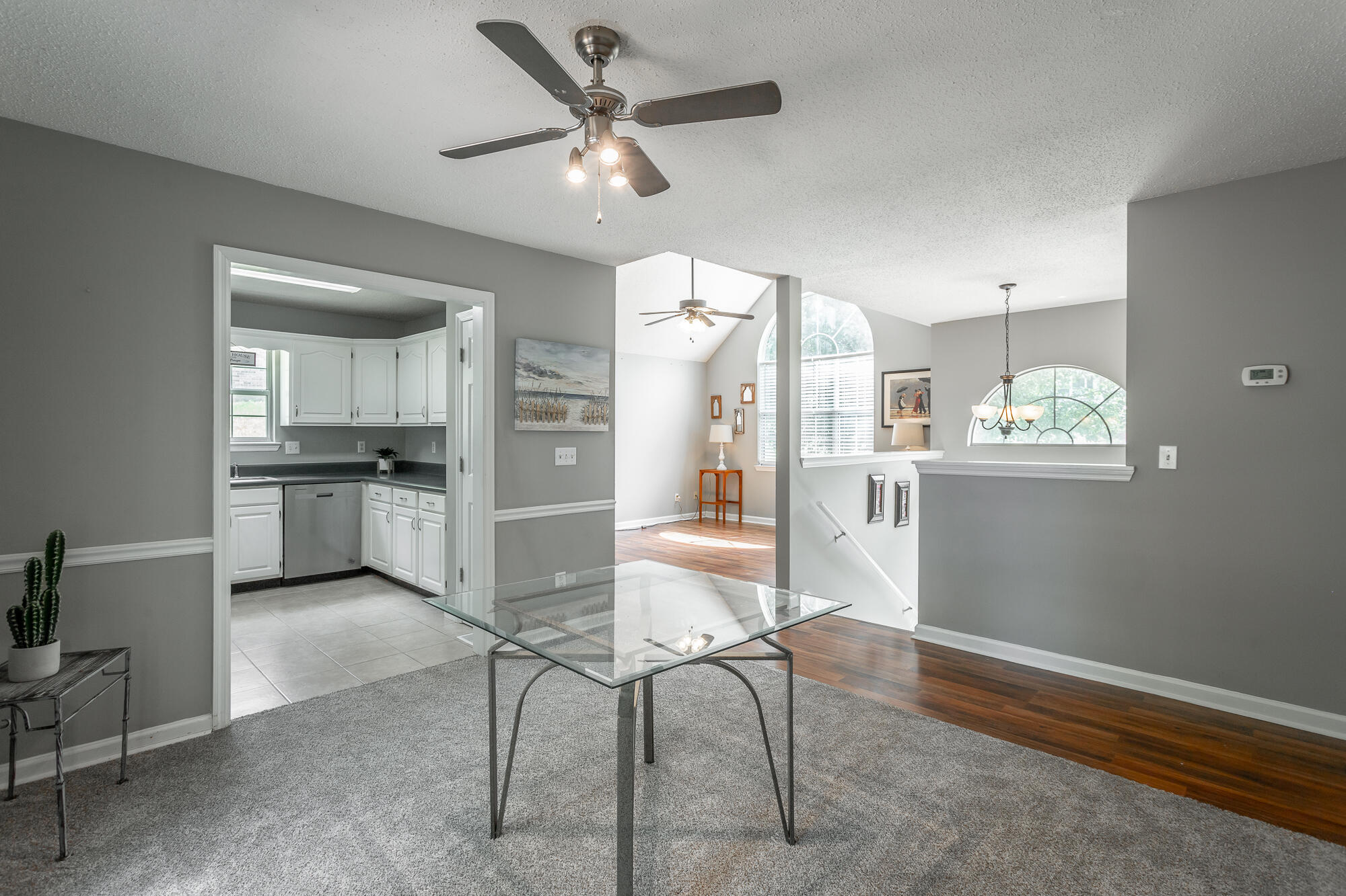 579 Middle View Drive