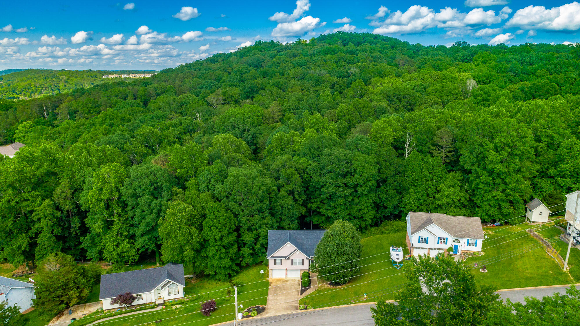 579 Middle View Drive