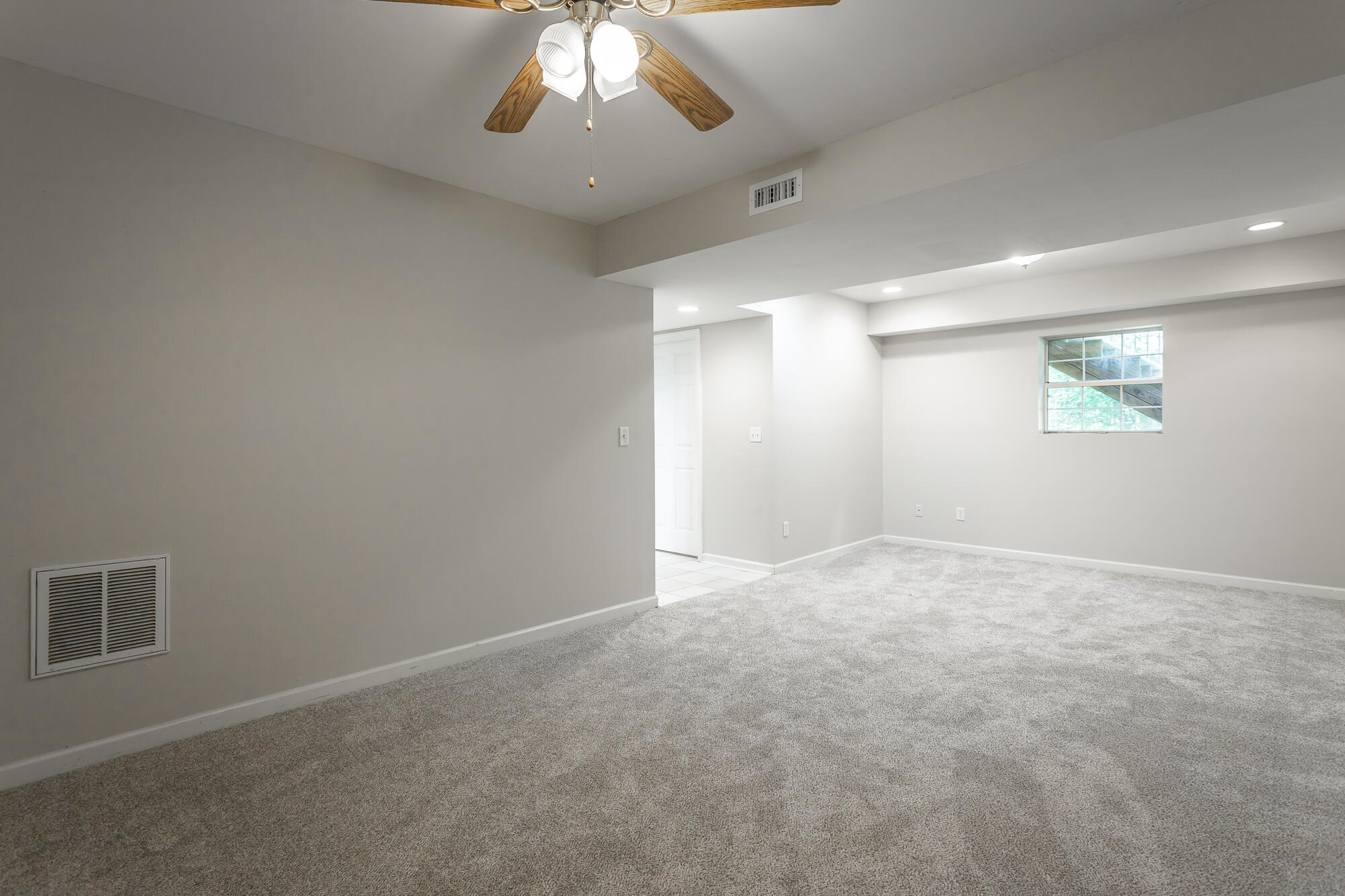 579 Middle View Drive