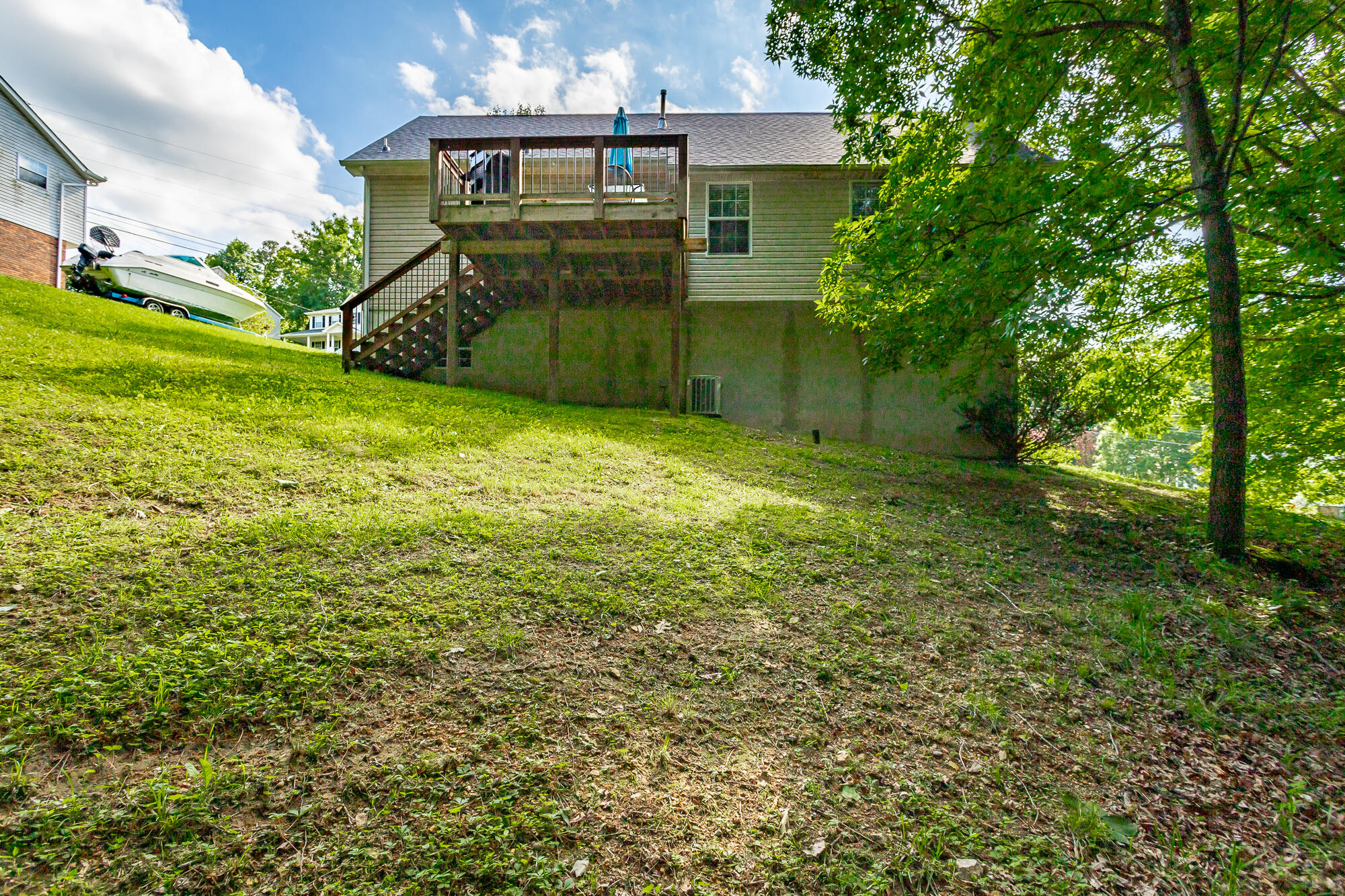 579 Middle View Drive