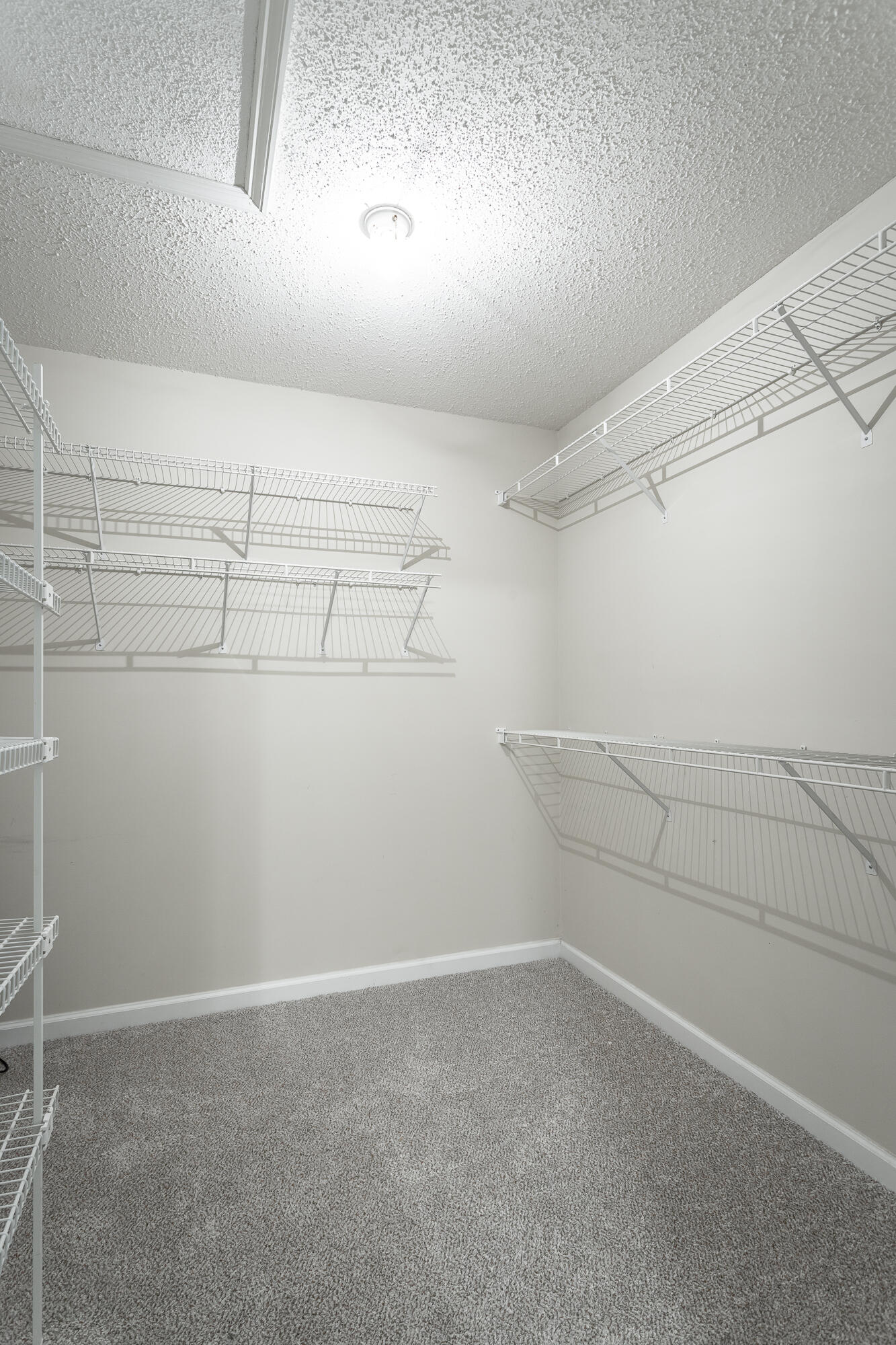 579 Middle View Drive