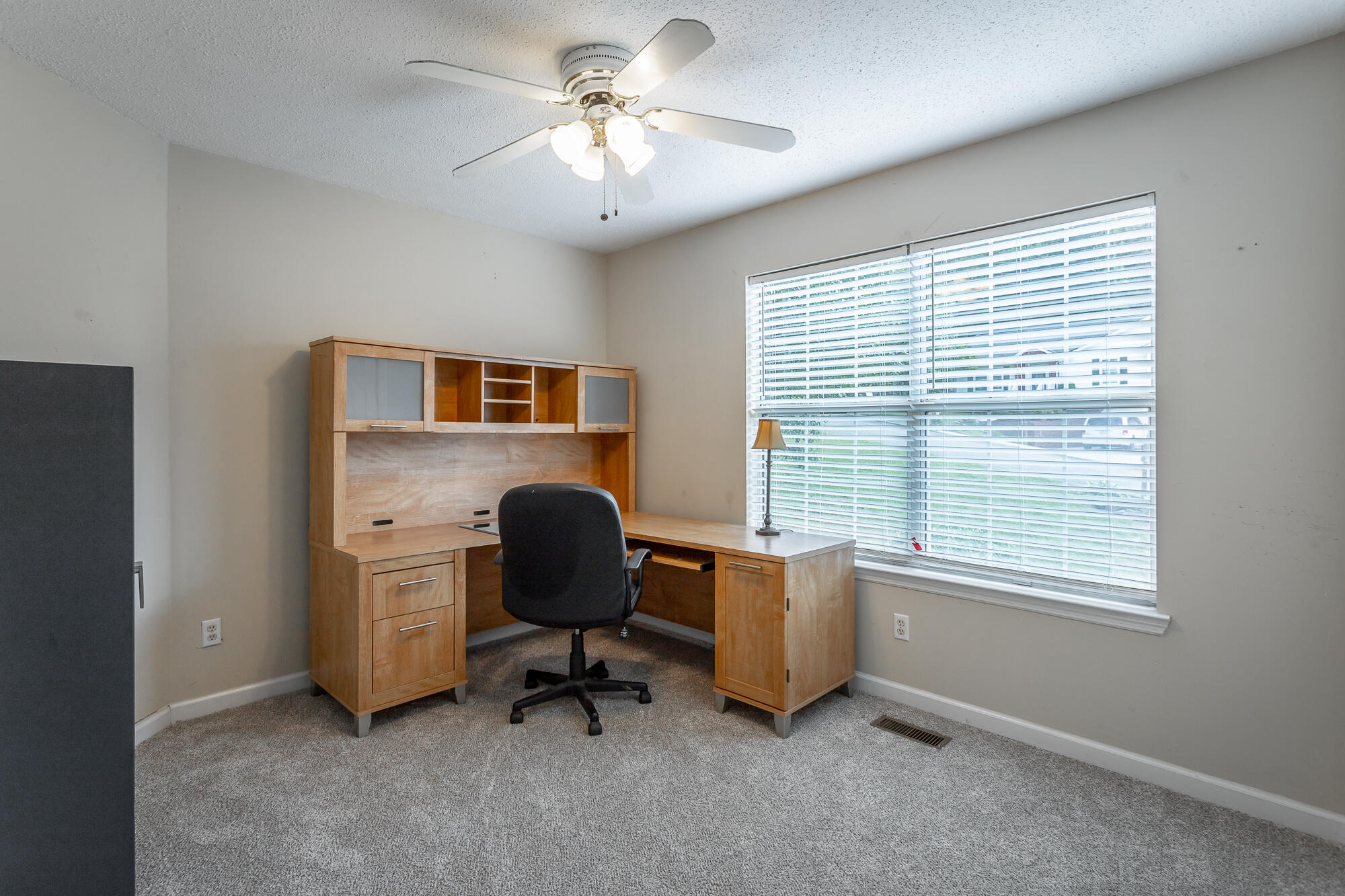 579 Middle View Drive