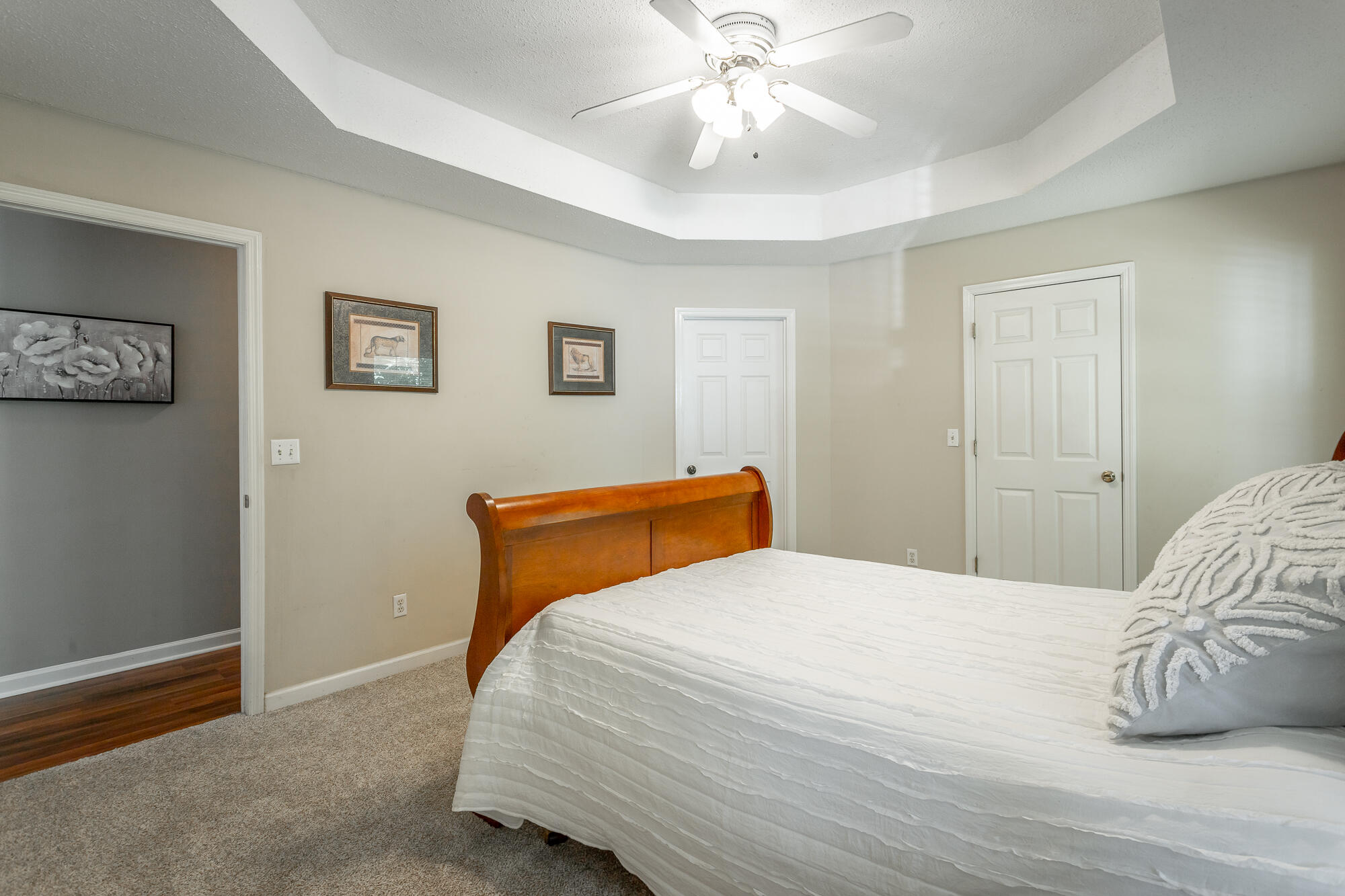 579 Middle View Drive