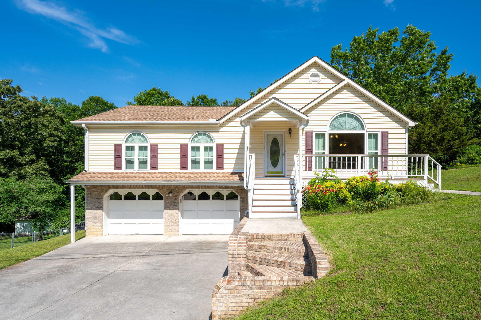 8315 Troubadour Way