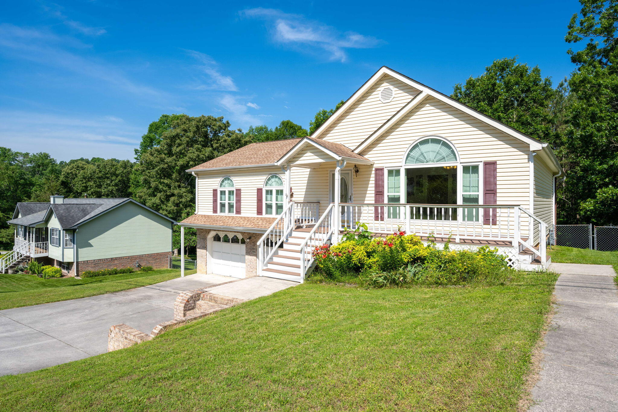 8315 Troubadour Way
