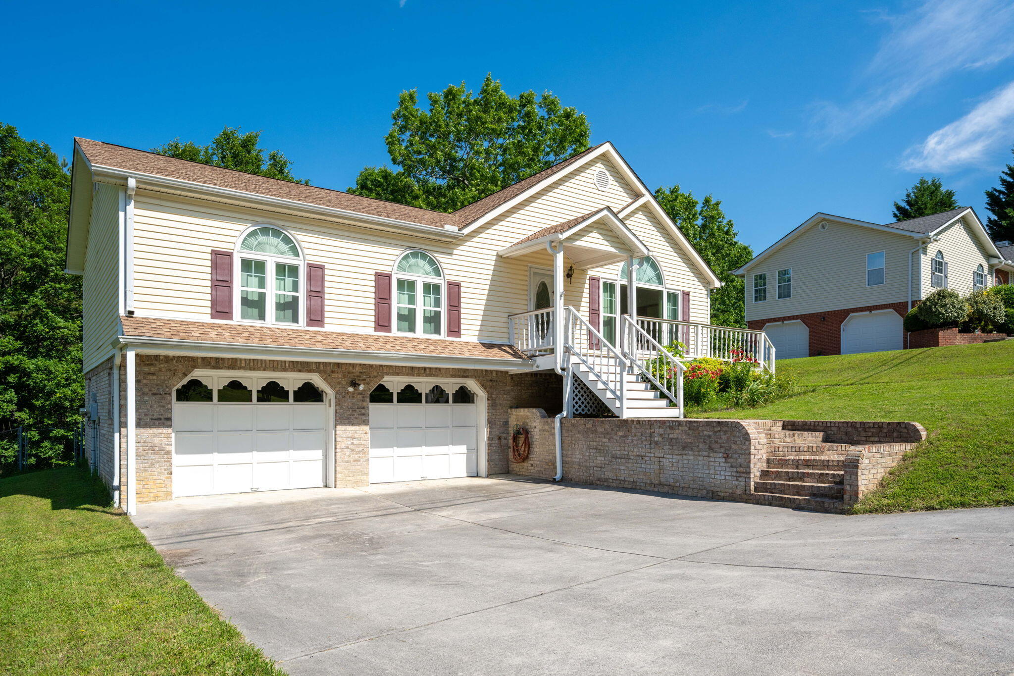 8315 Troubadour Way