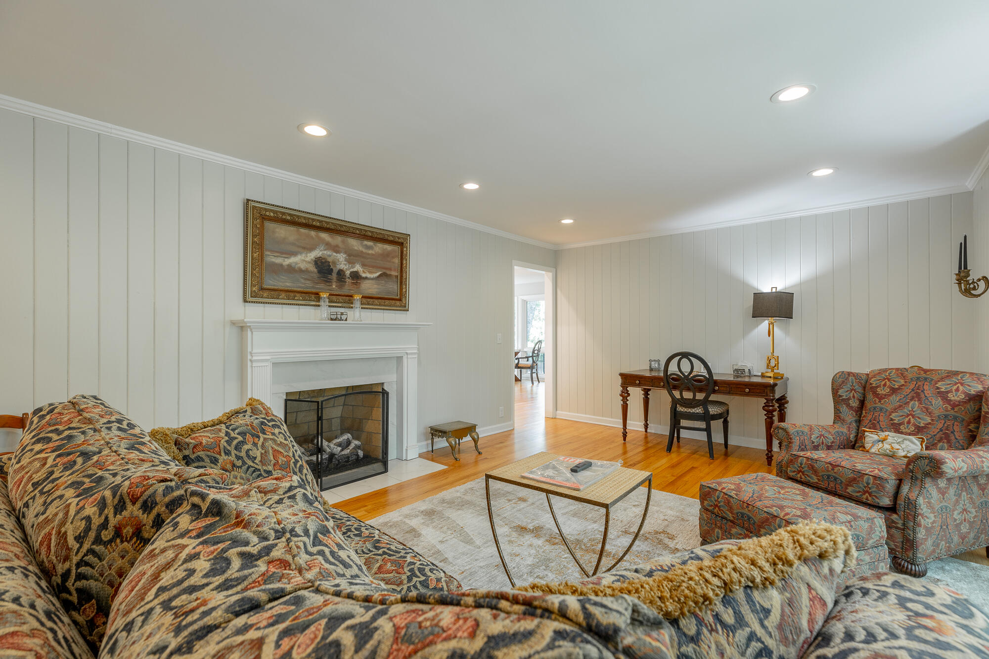 943 Ravine Road