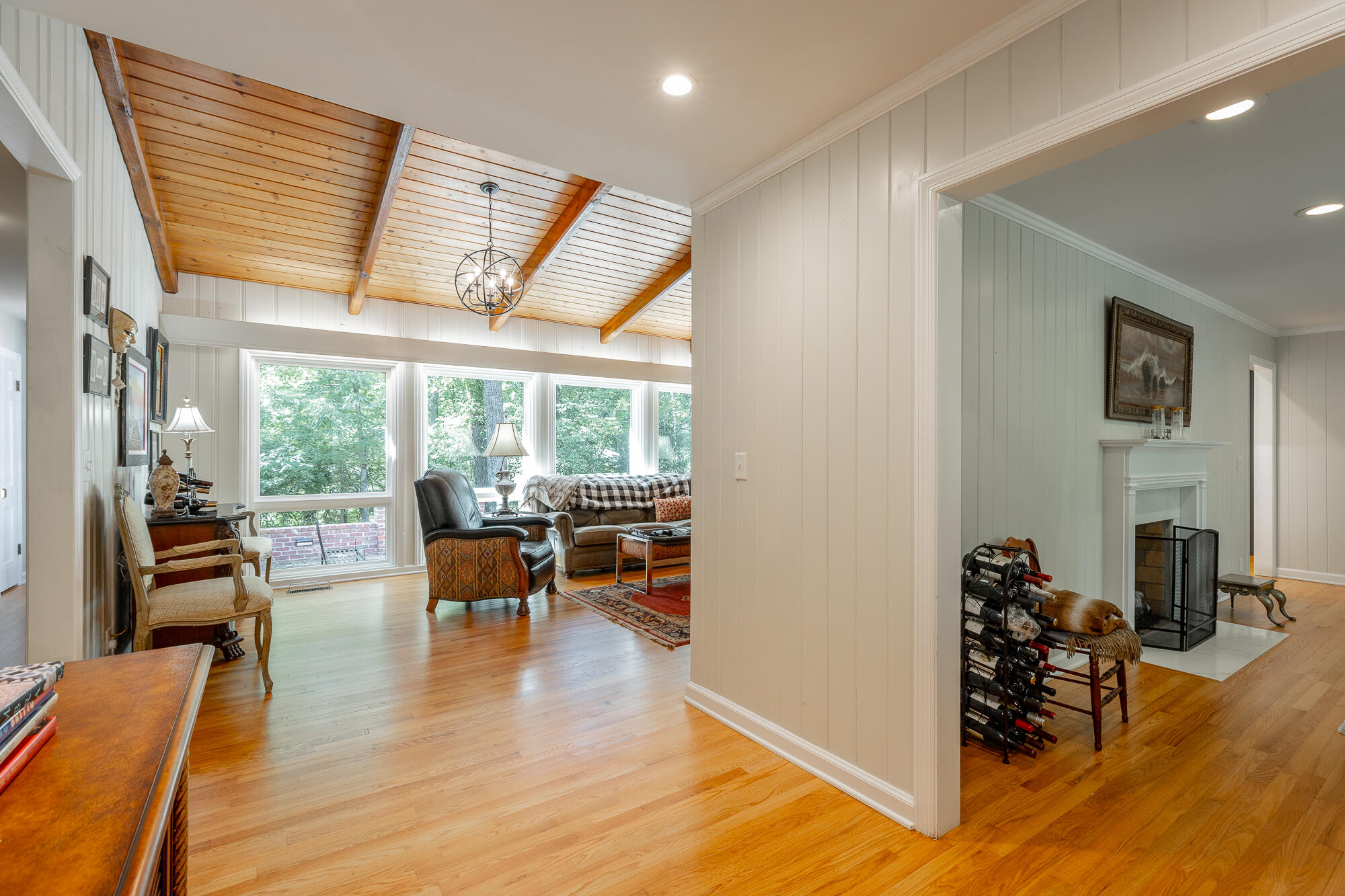 943 Ravine Road