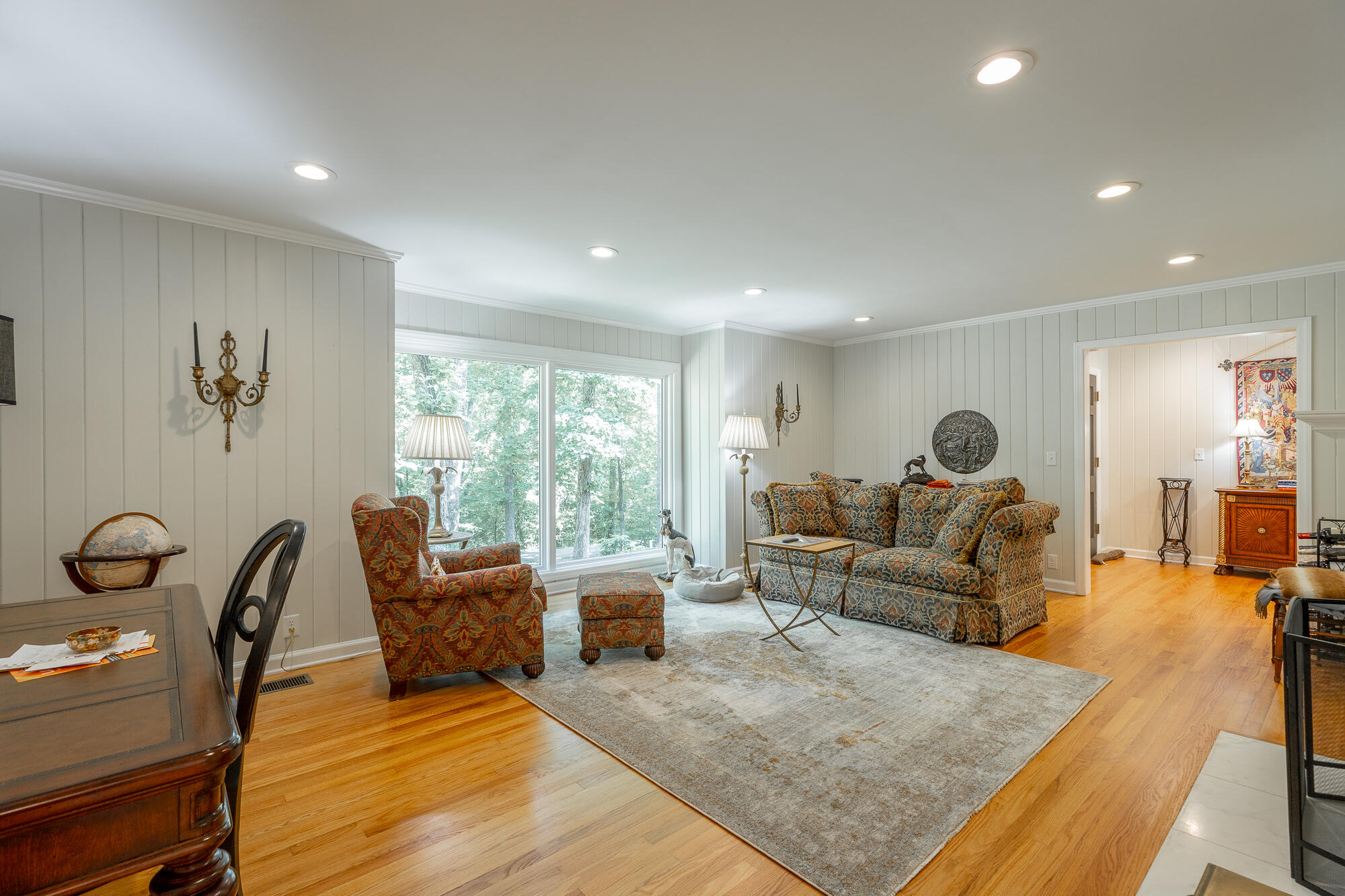 943 Ravine Road