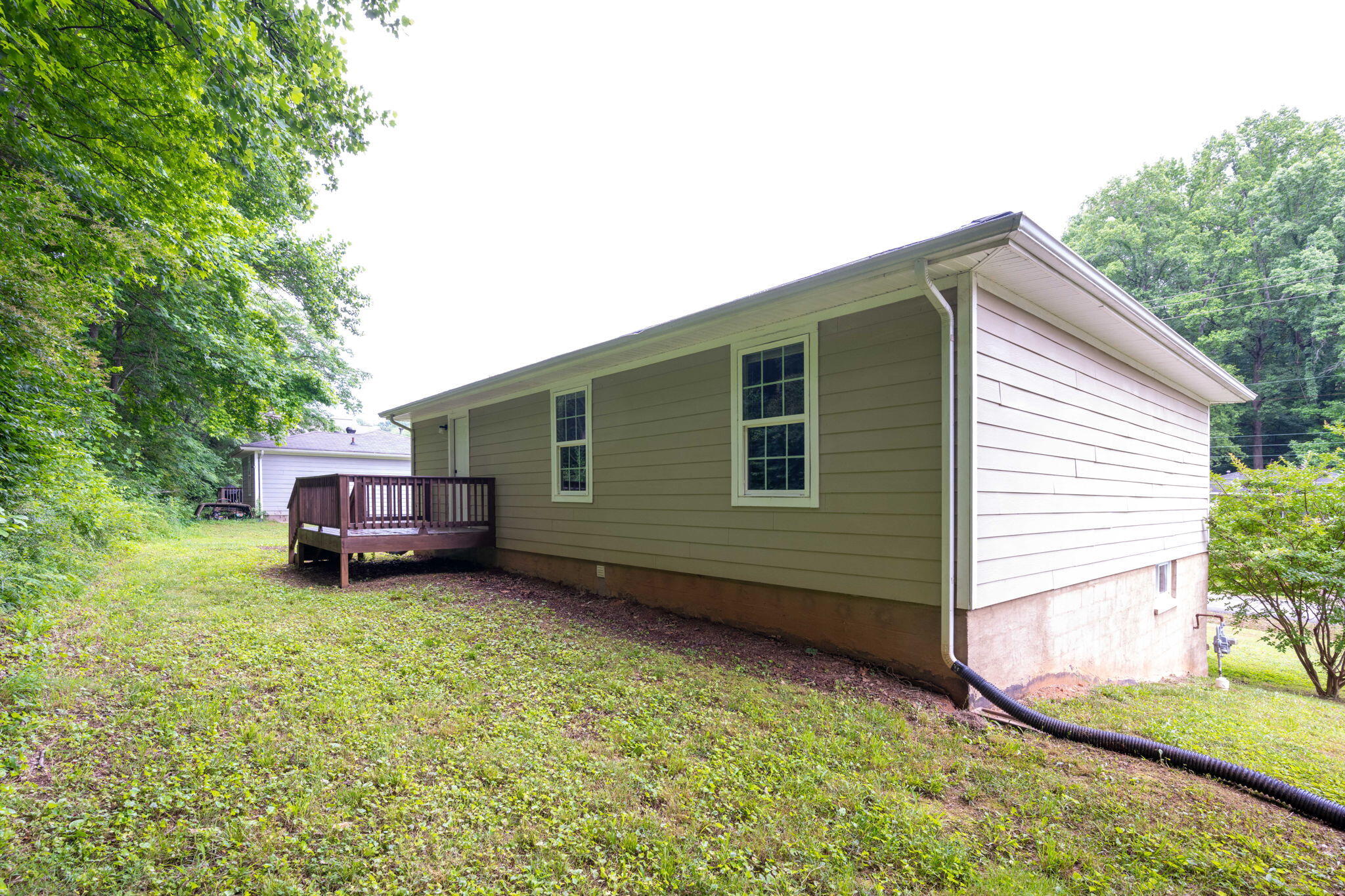 515 Lullwater Road
