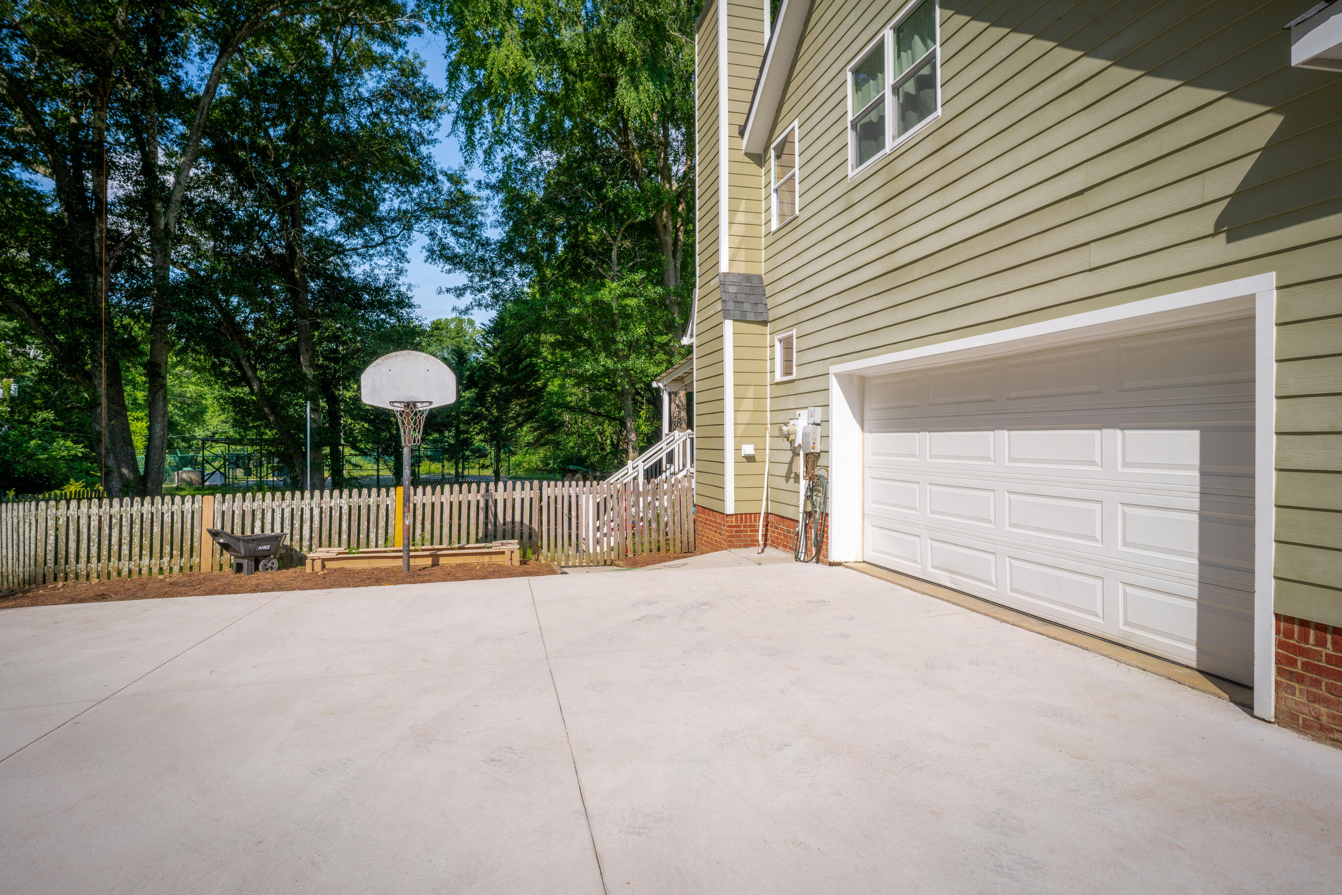 3000 Prestons Station Drive