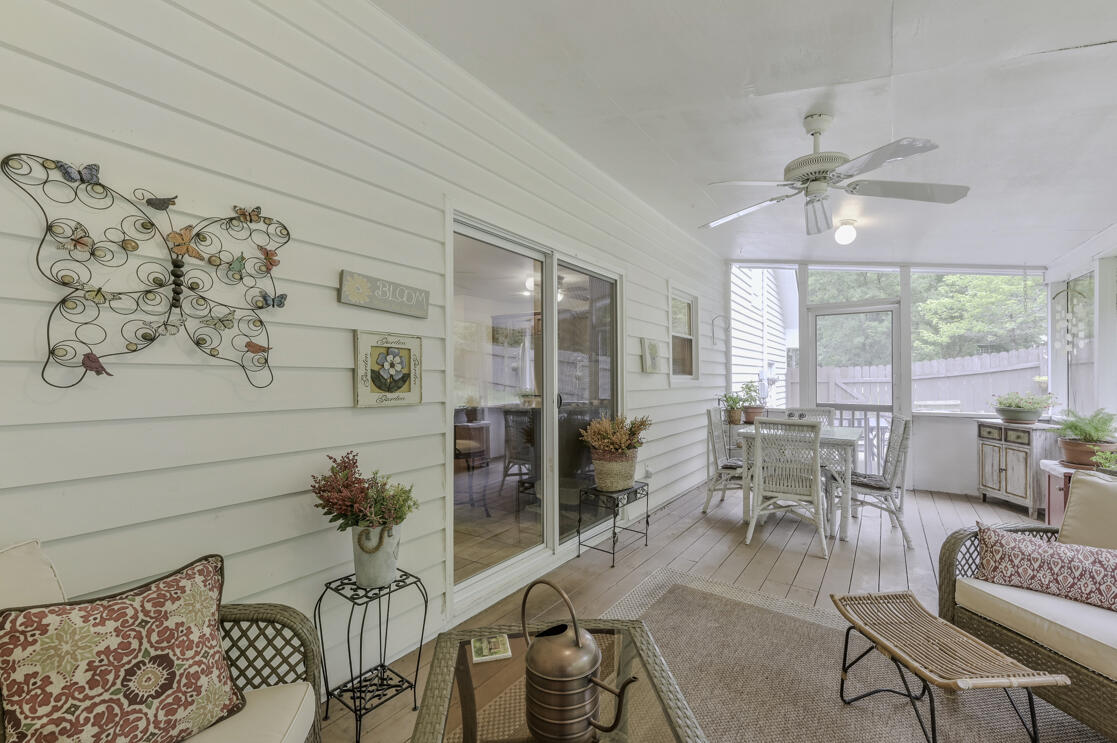 46 Hidden Brook Lane, 181