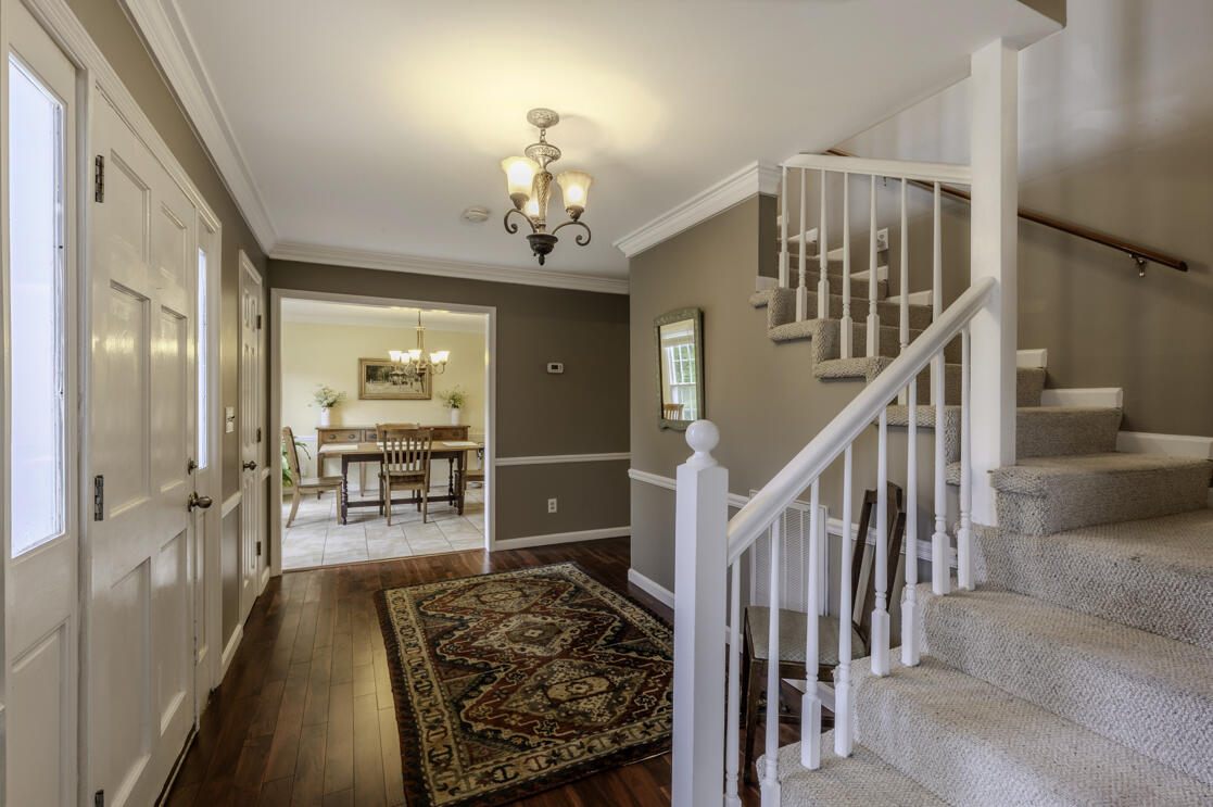 46 Hidden Brook Lane, 181