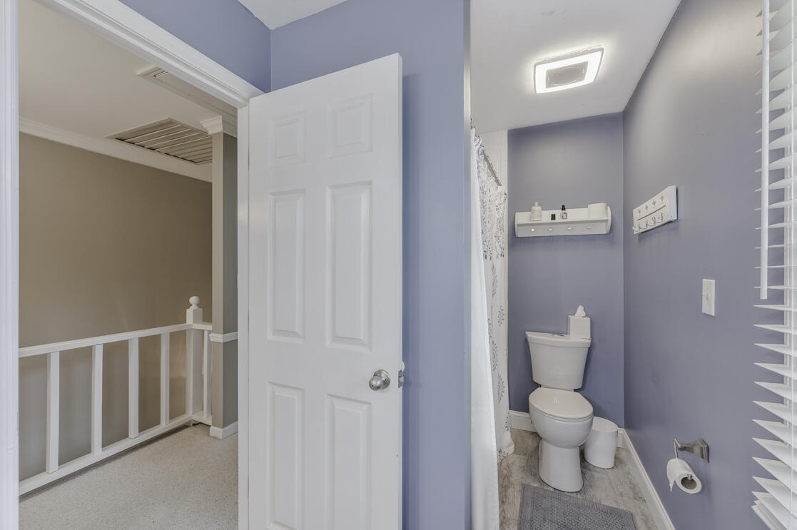 46 Hidden Brook Lane, 181