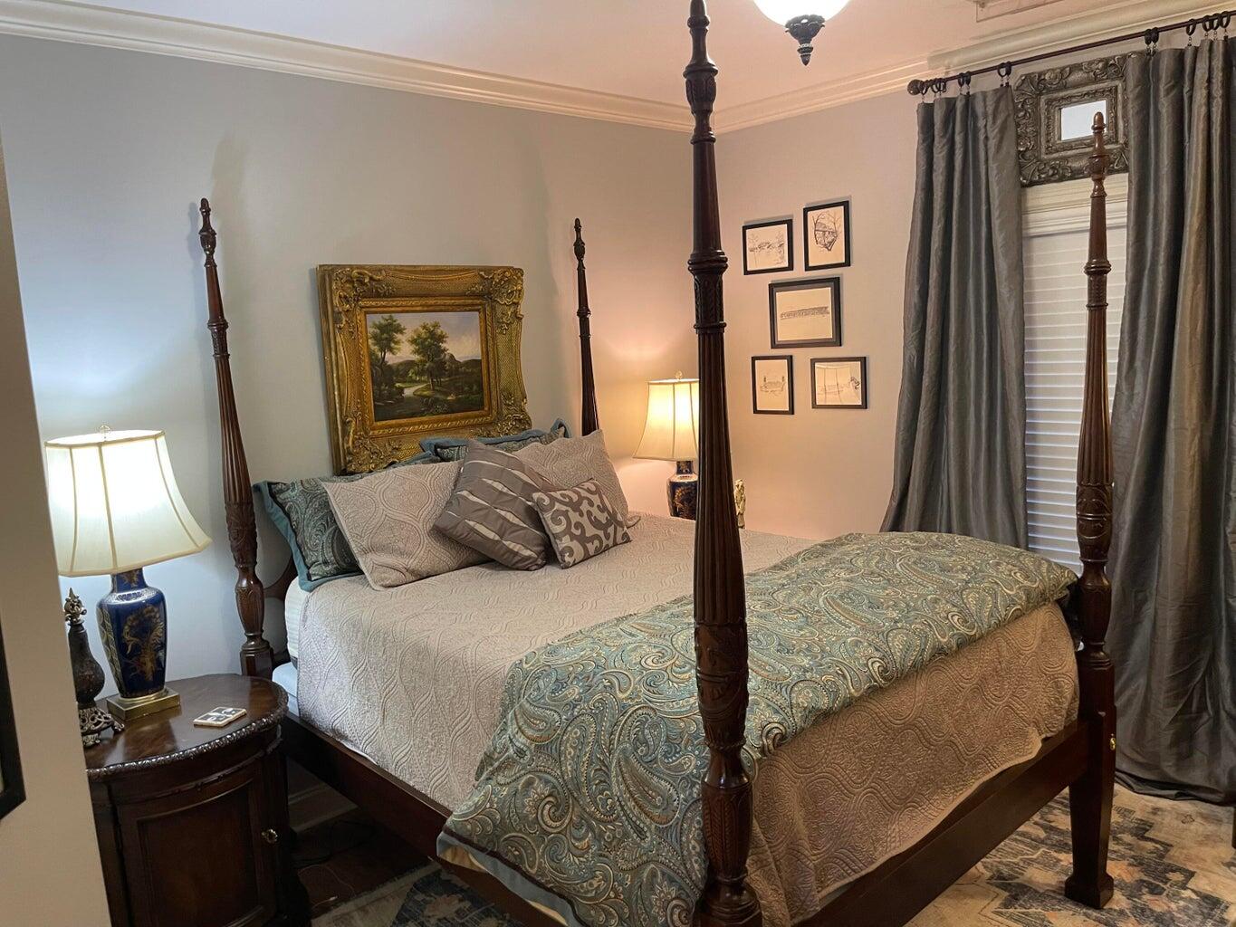 1303 Renaissance Ct