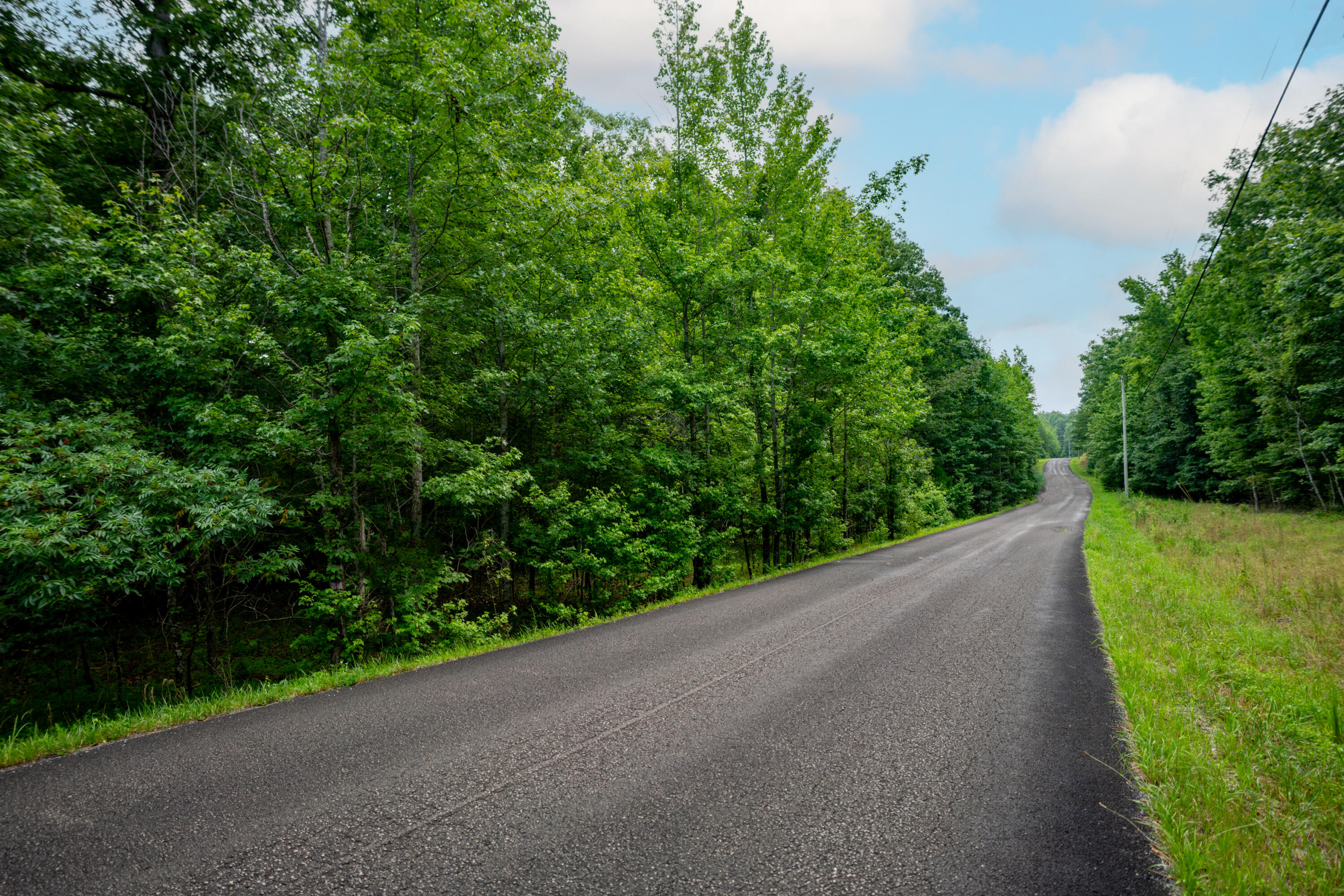 00 Jackson Point Road, 16