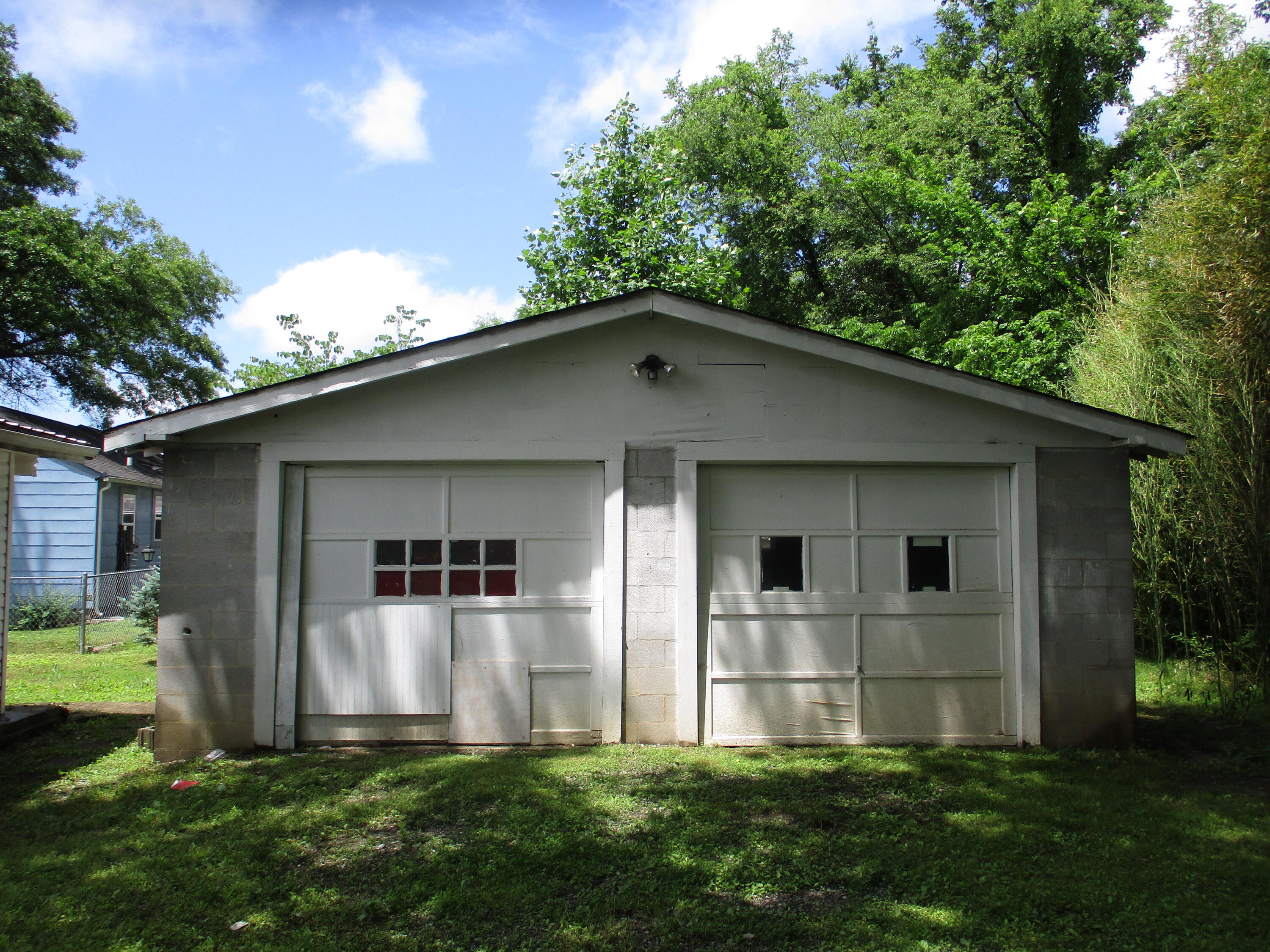 1703 Strawberry Lane