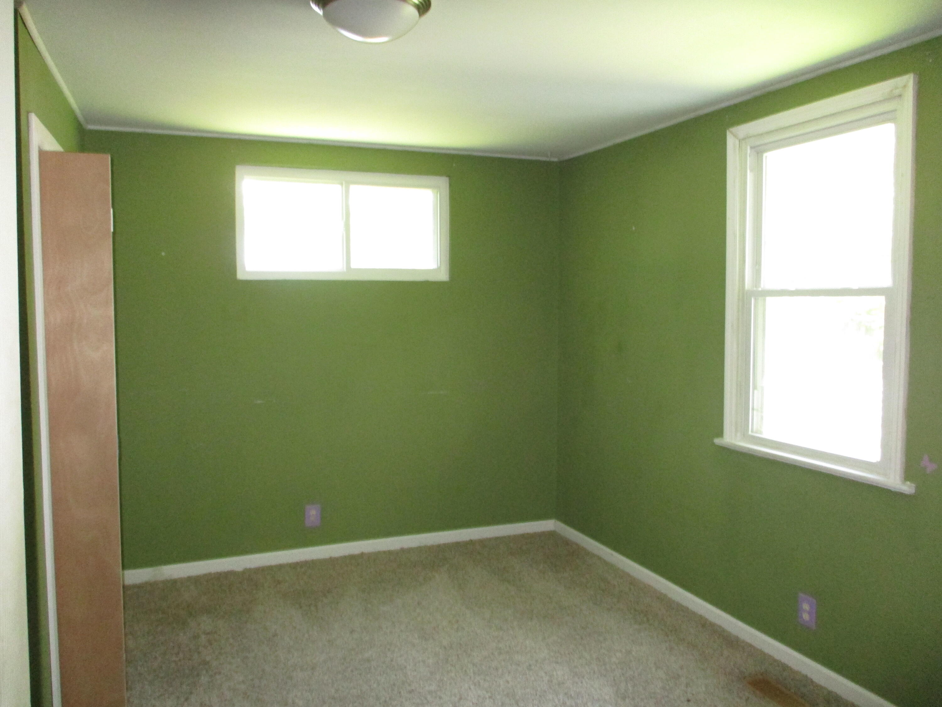 1703 Strawberry Lane