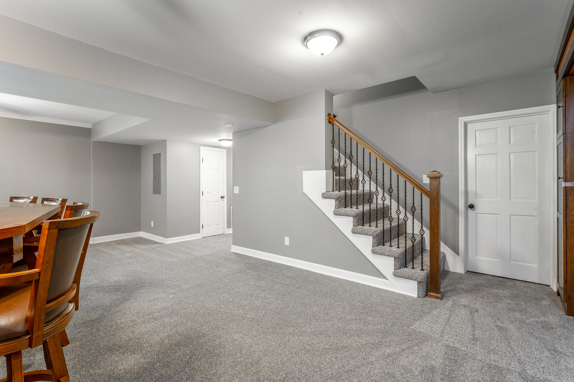 5841 Northshore Drive