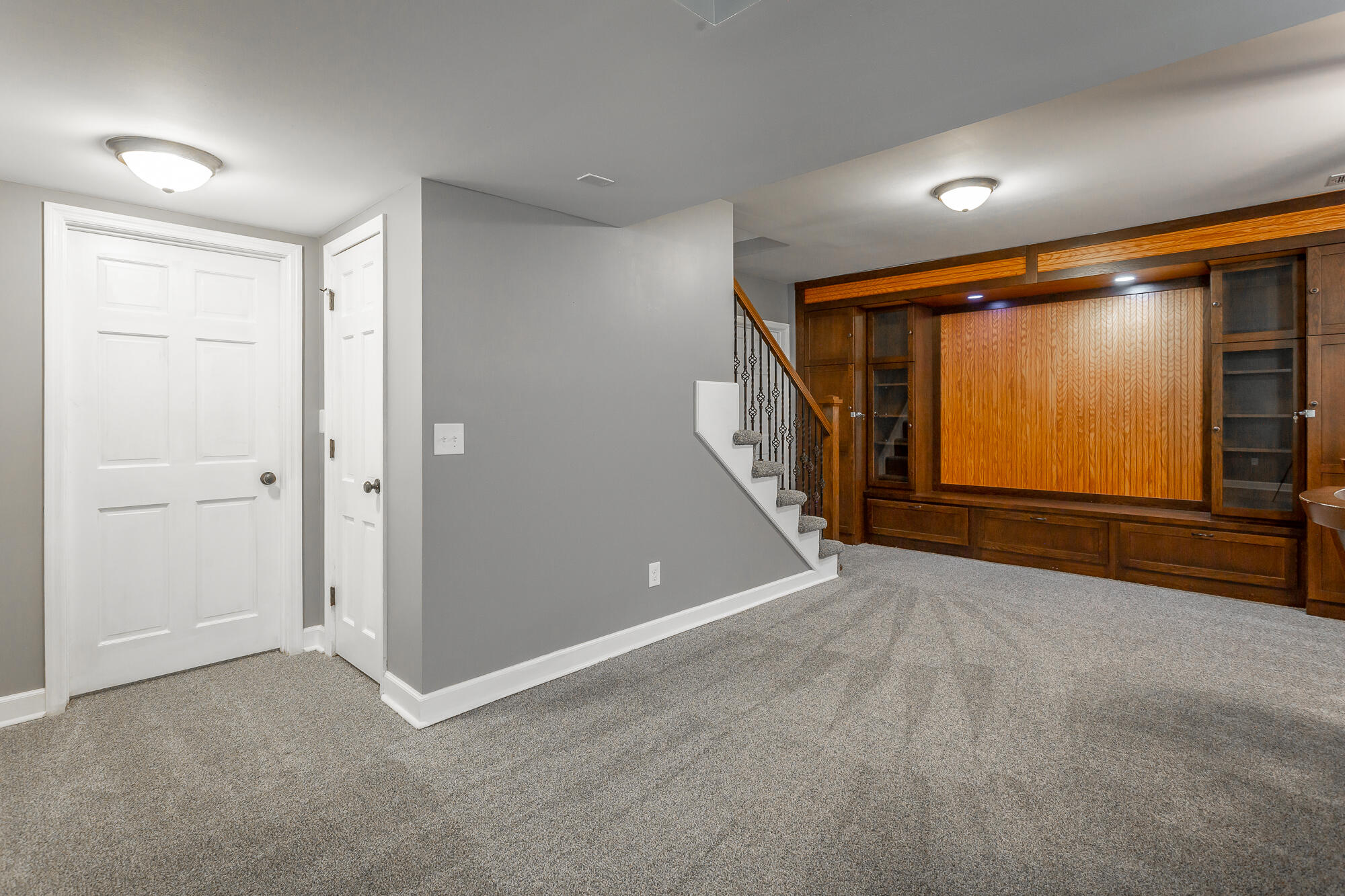 5841 Northshore Drive