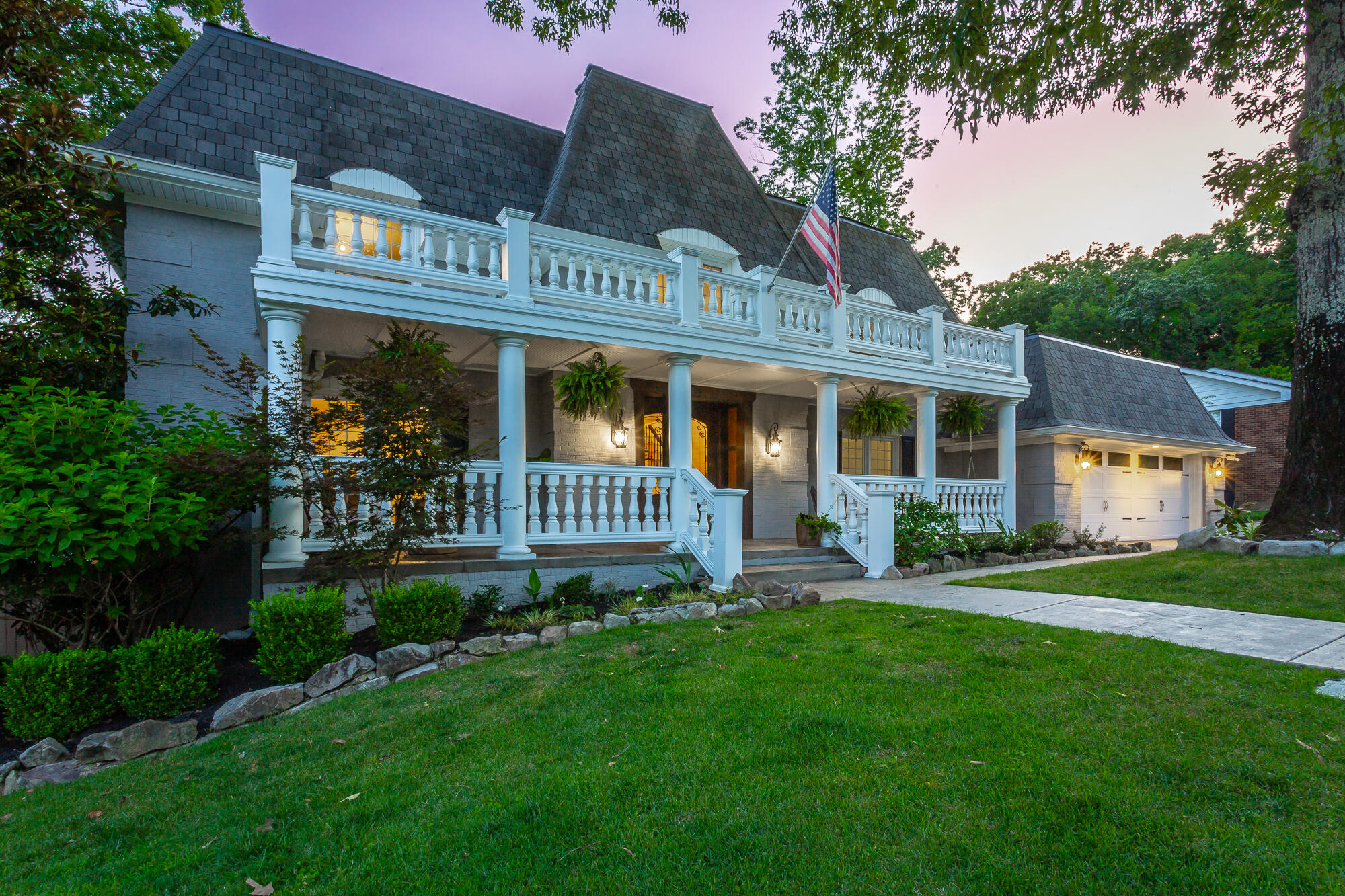 5841 Northshore Drive