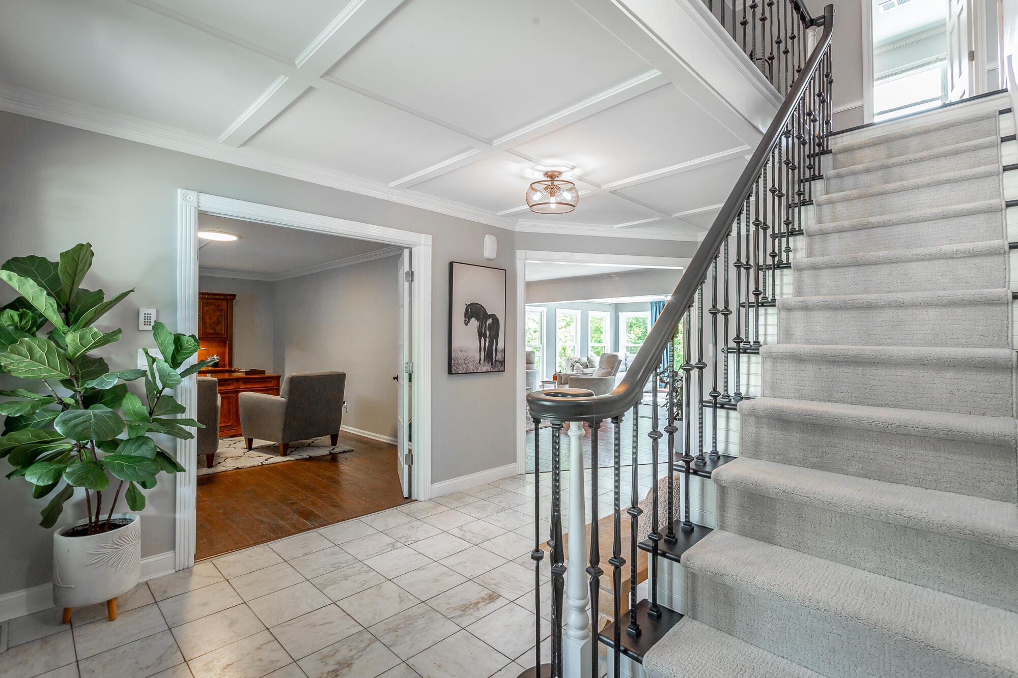 5841 Northshore Drive