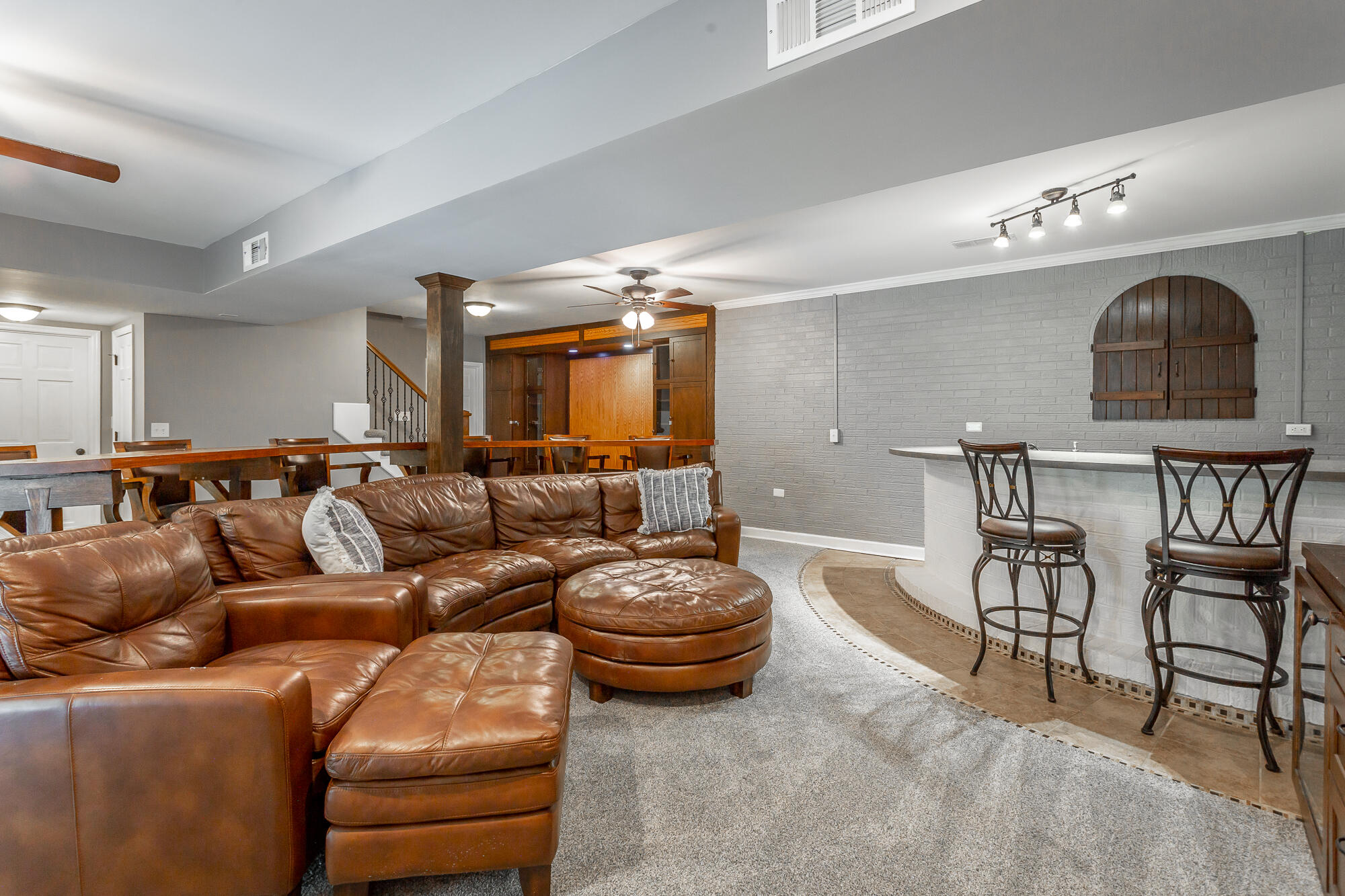 5841 Northshore Drive