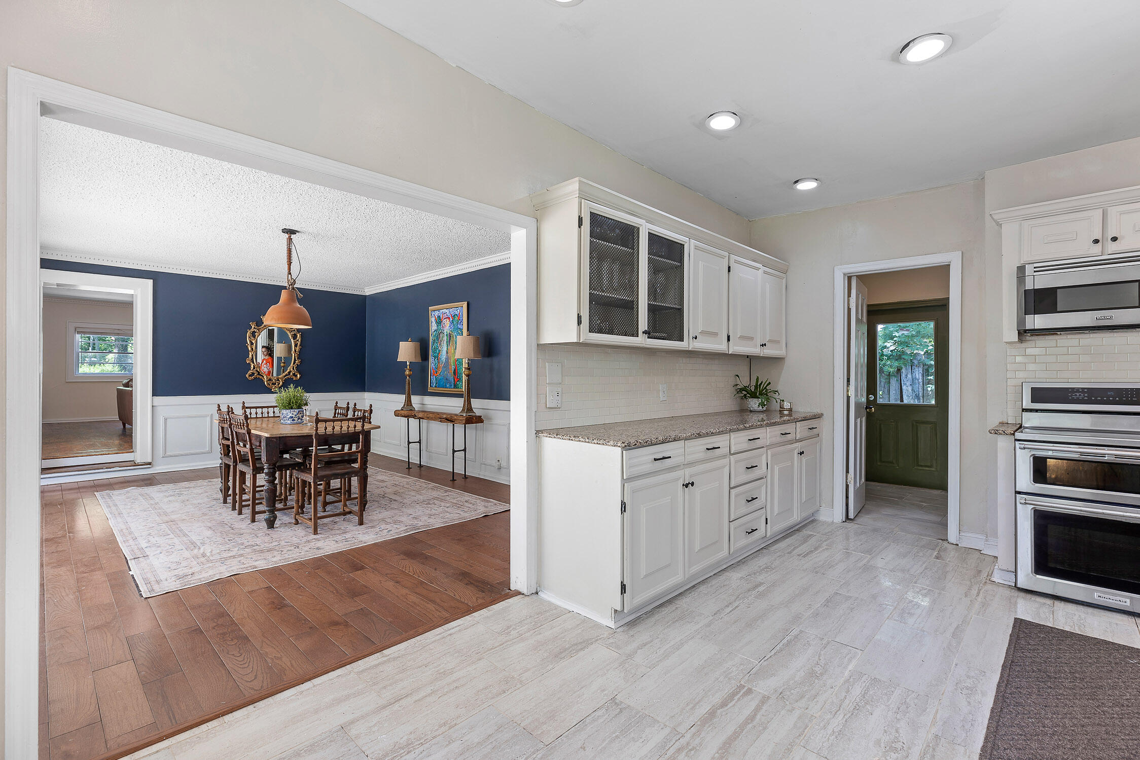 1211 Cinderella Road