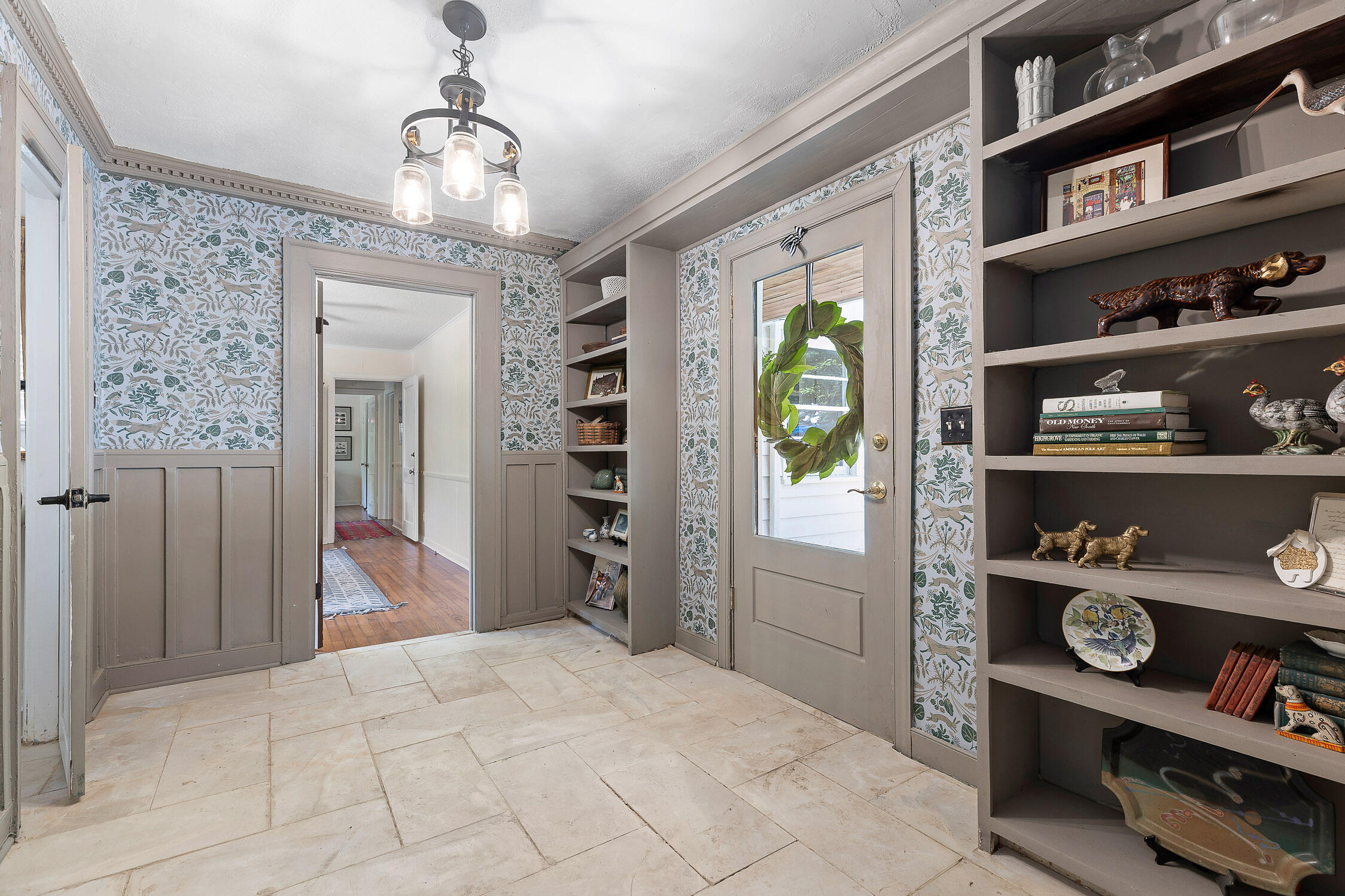 1211 Cinderella Road