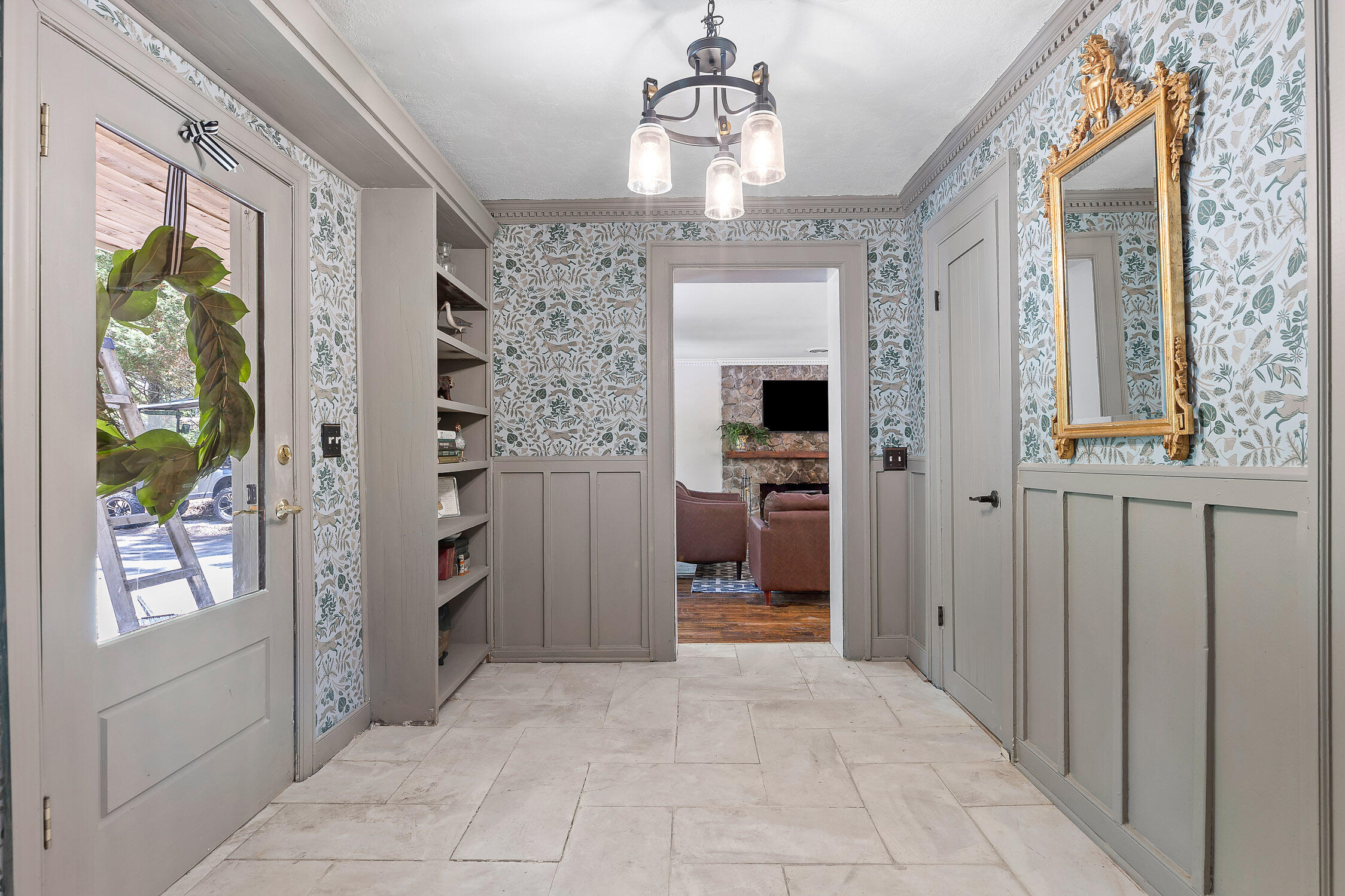 1211 Cinderella Road