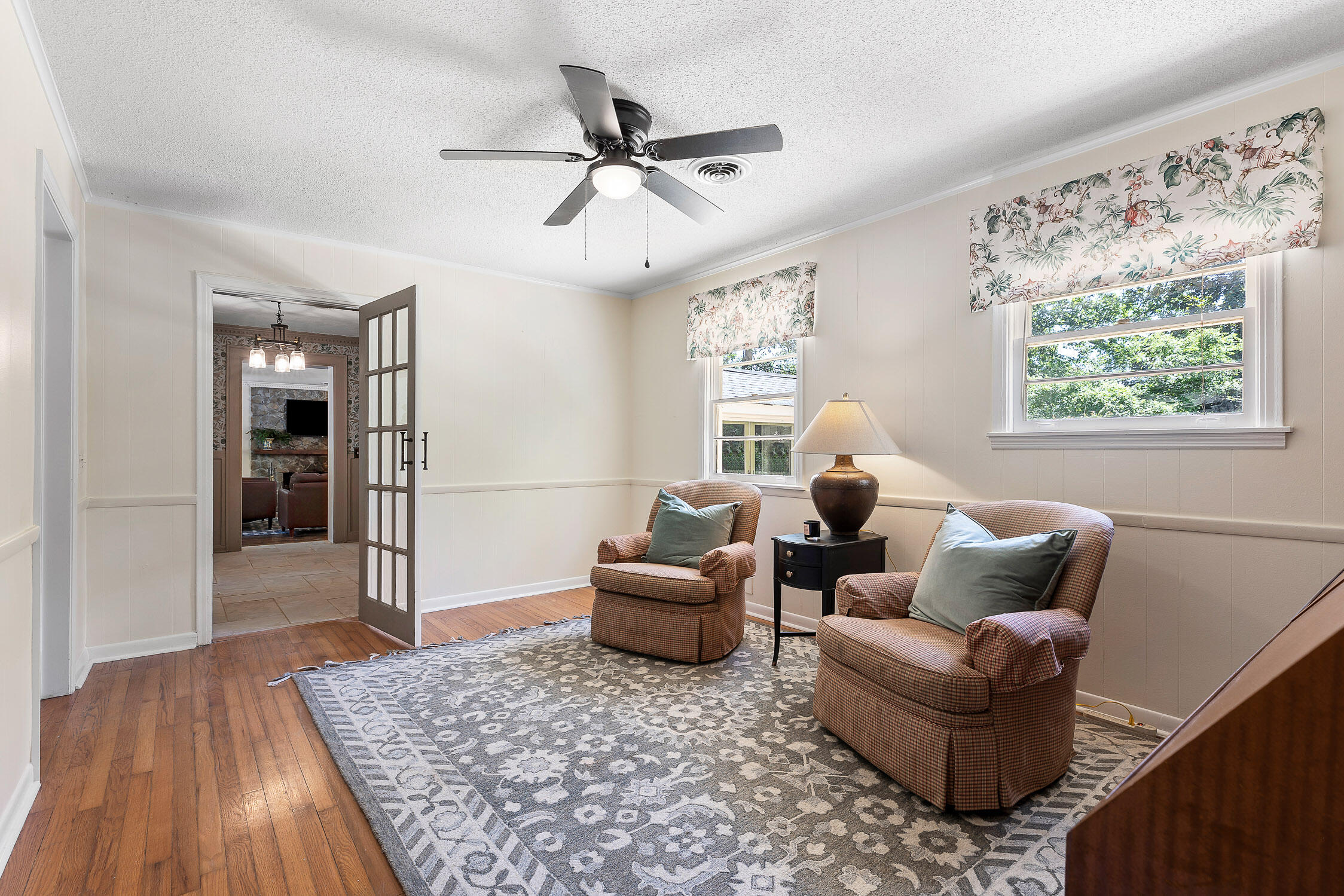 1211 Cinderella Road