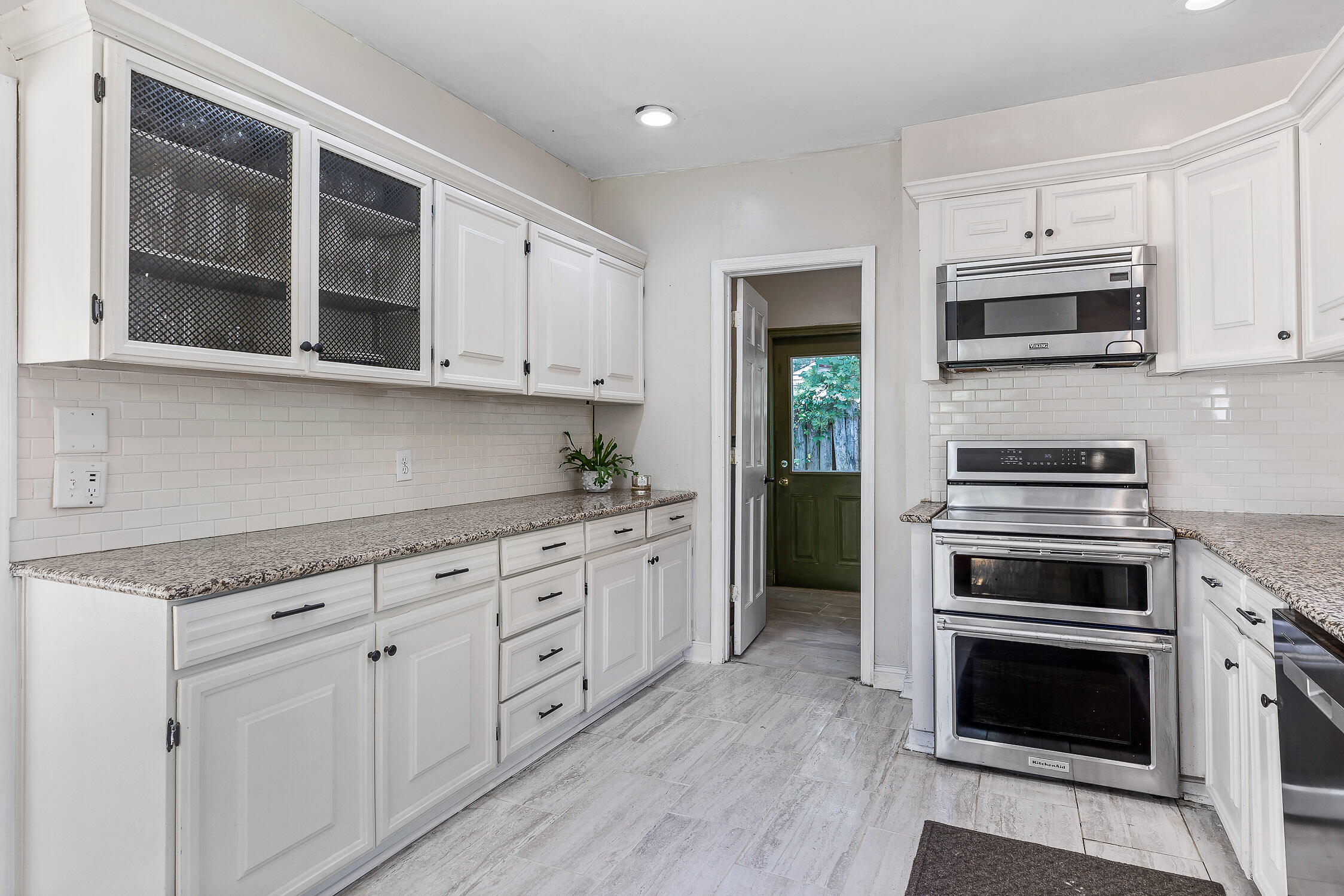 1211 Cinderella Road